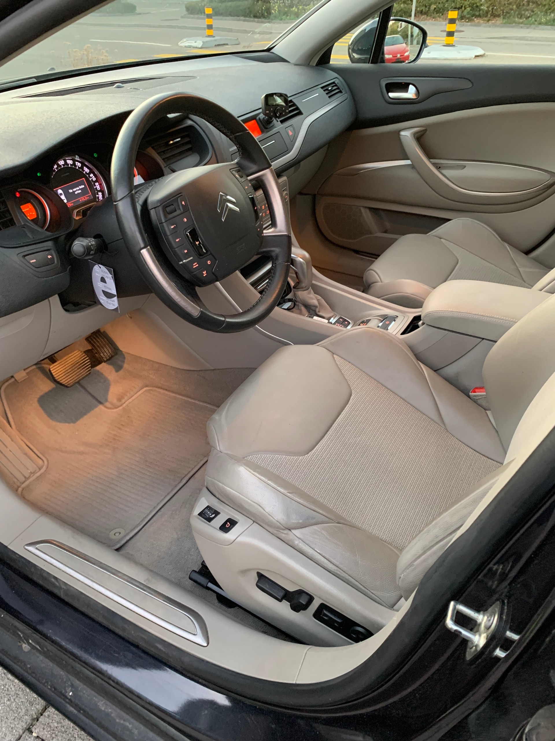 CITROEN C5 Berline 2.2 HDi Exclusive Automatic-image-7
