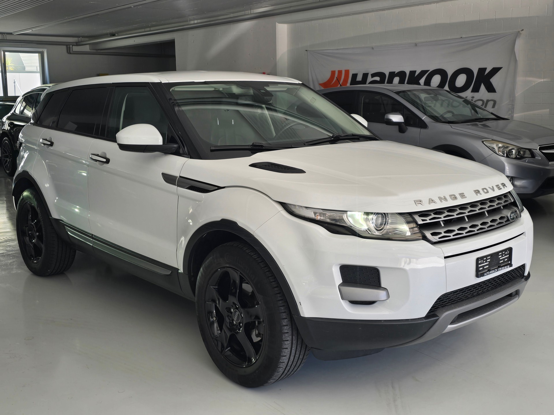 LAND ROVER Range Rover Evoque 2.2 TD4 Dynamic AT9-image-2