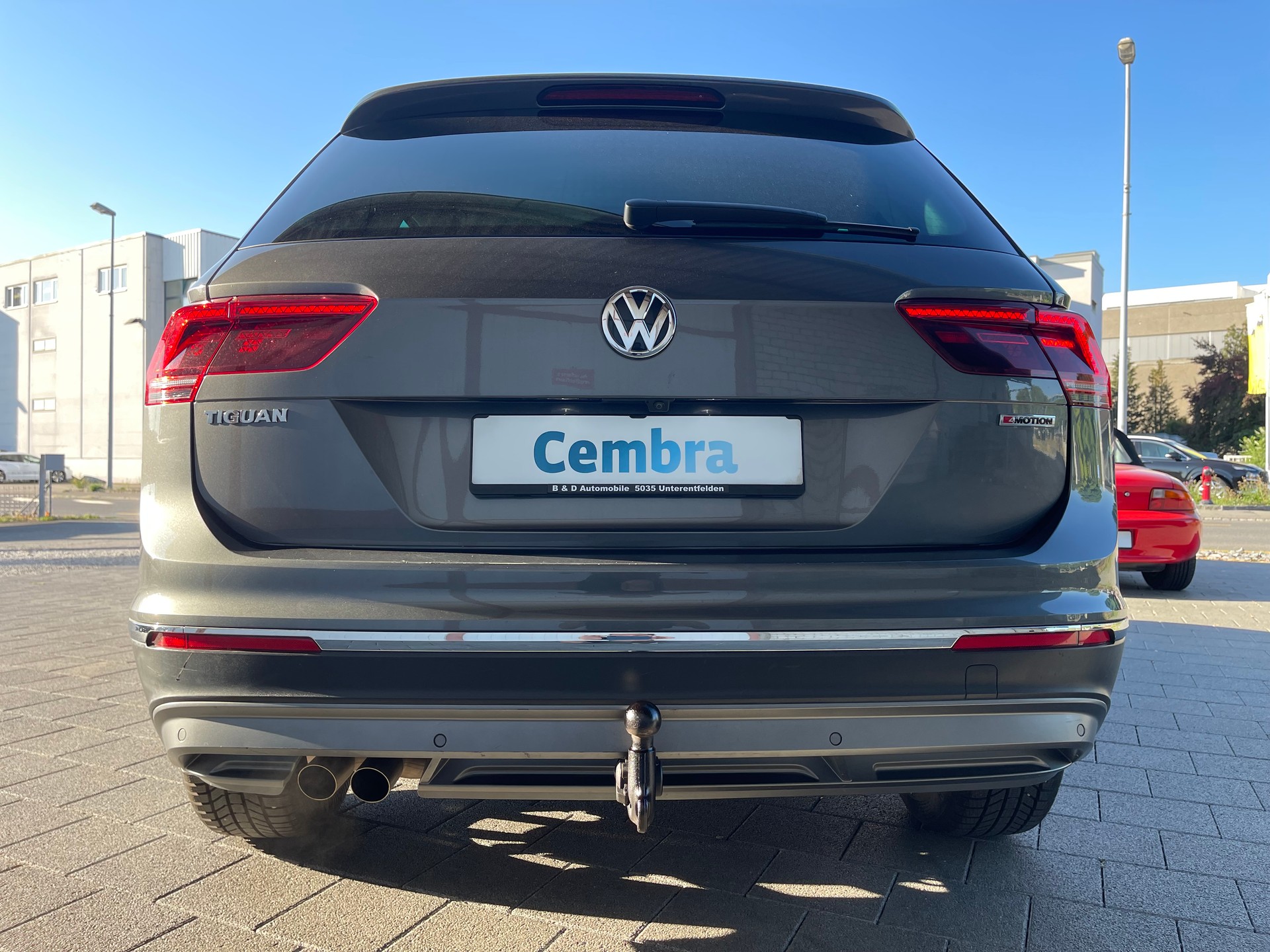 VW Tiguan 2.0TSI Highline 4Motion DSG-image-8