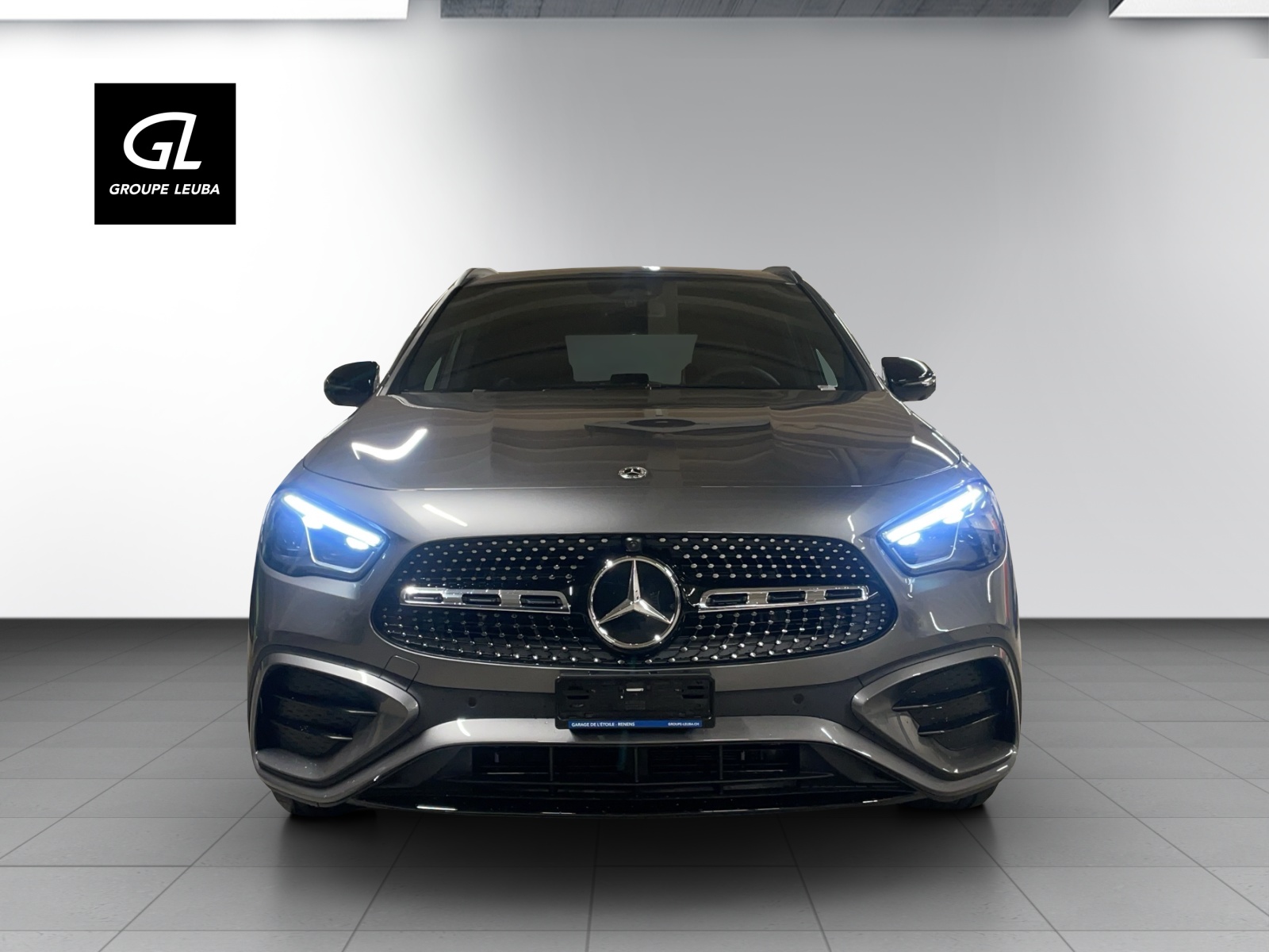 MERCEDES-BENZ GLA 200 Night Star 7G-DCT-image-1
