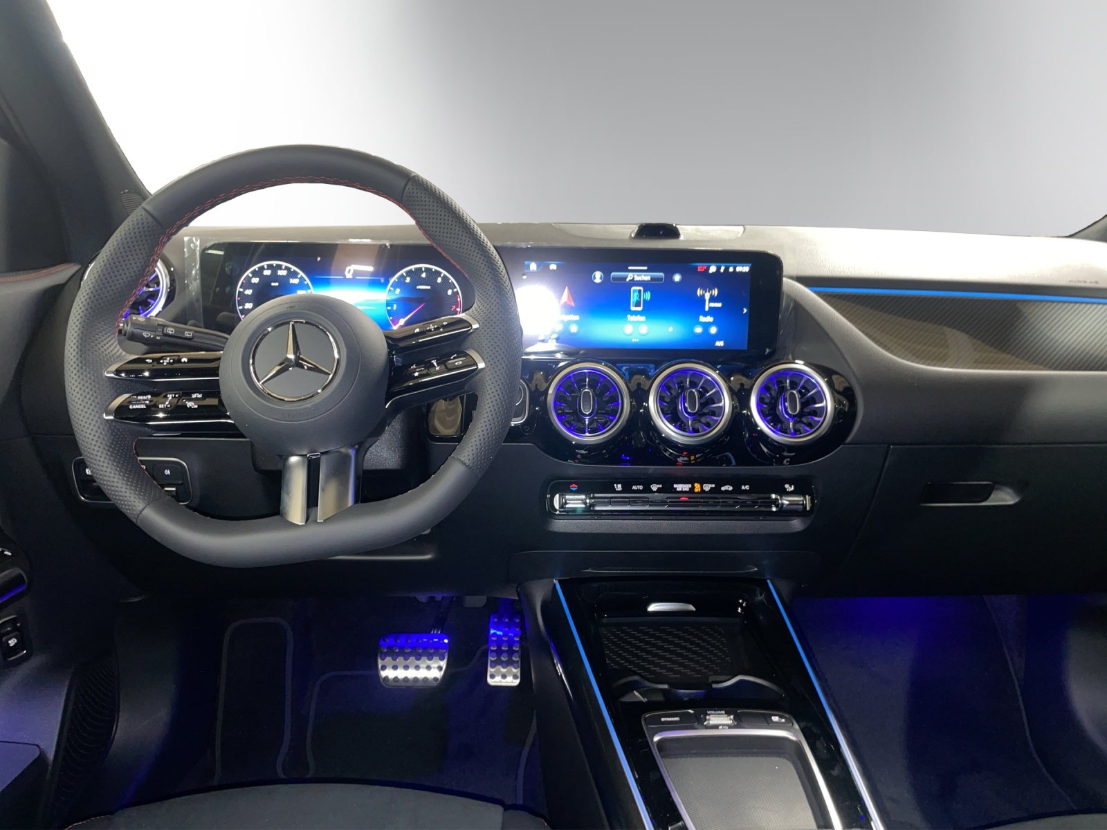 MERCEDES-BENZ GLA 200 Night Star 7G-DCT-image-11