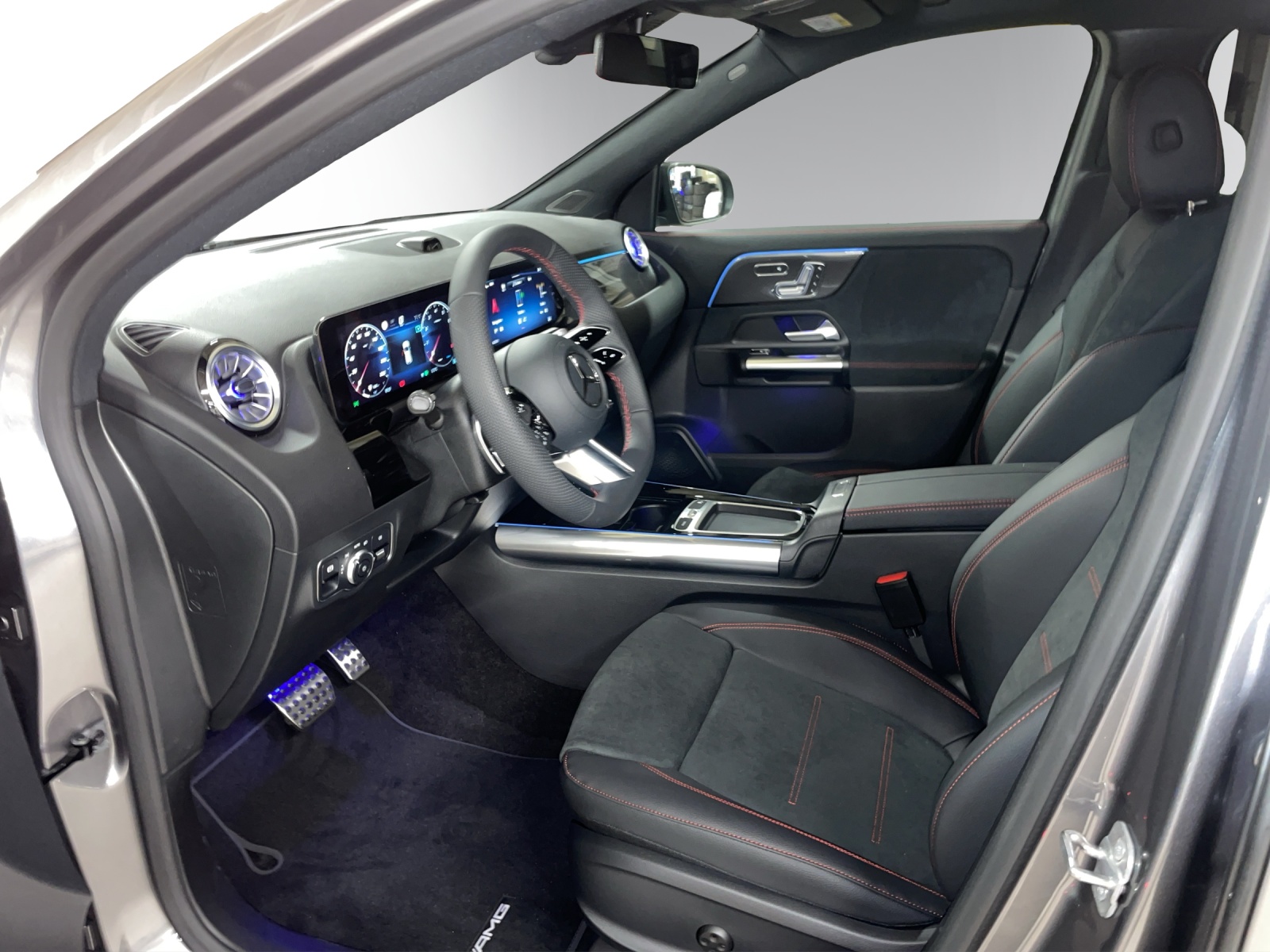 MERCEDES-BENZ GLA 200 Night Star 7G-DCT-image-8