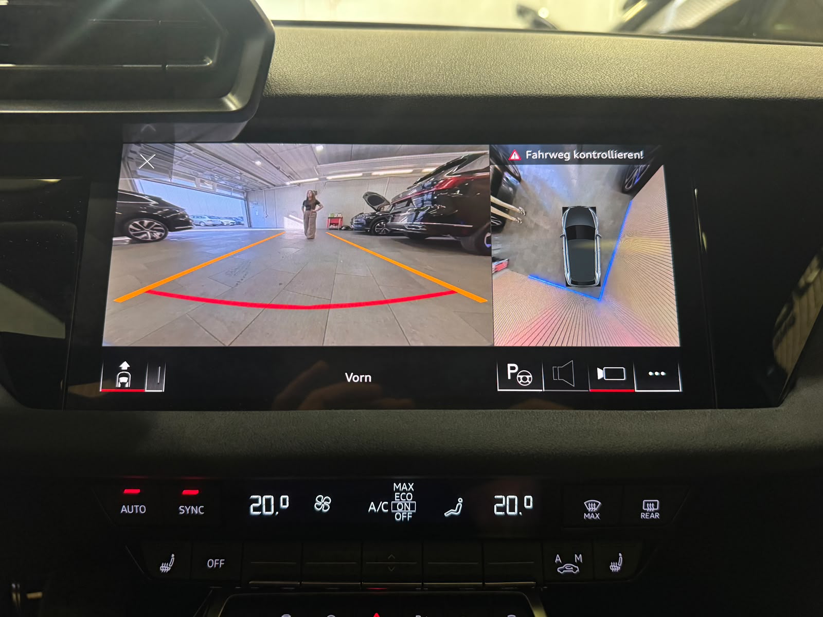 AUDI RS3 Sportback 2.5 TSI quattro S-tronic *INKLUSIV GRATIS SERVIE PAKET *-image-21