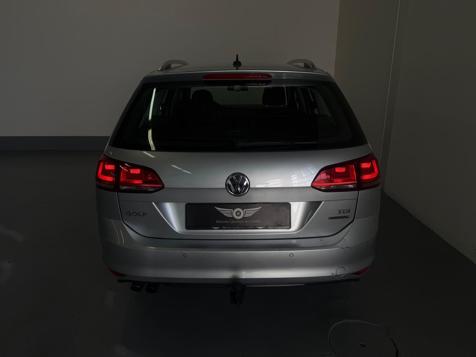 VW Golf Variant 1.6 TDI Comfortline 4Motion-image-11