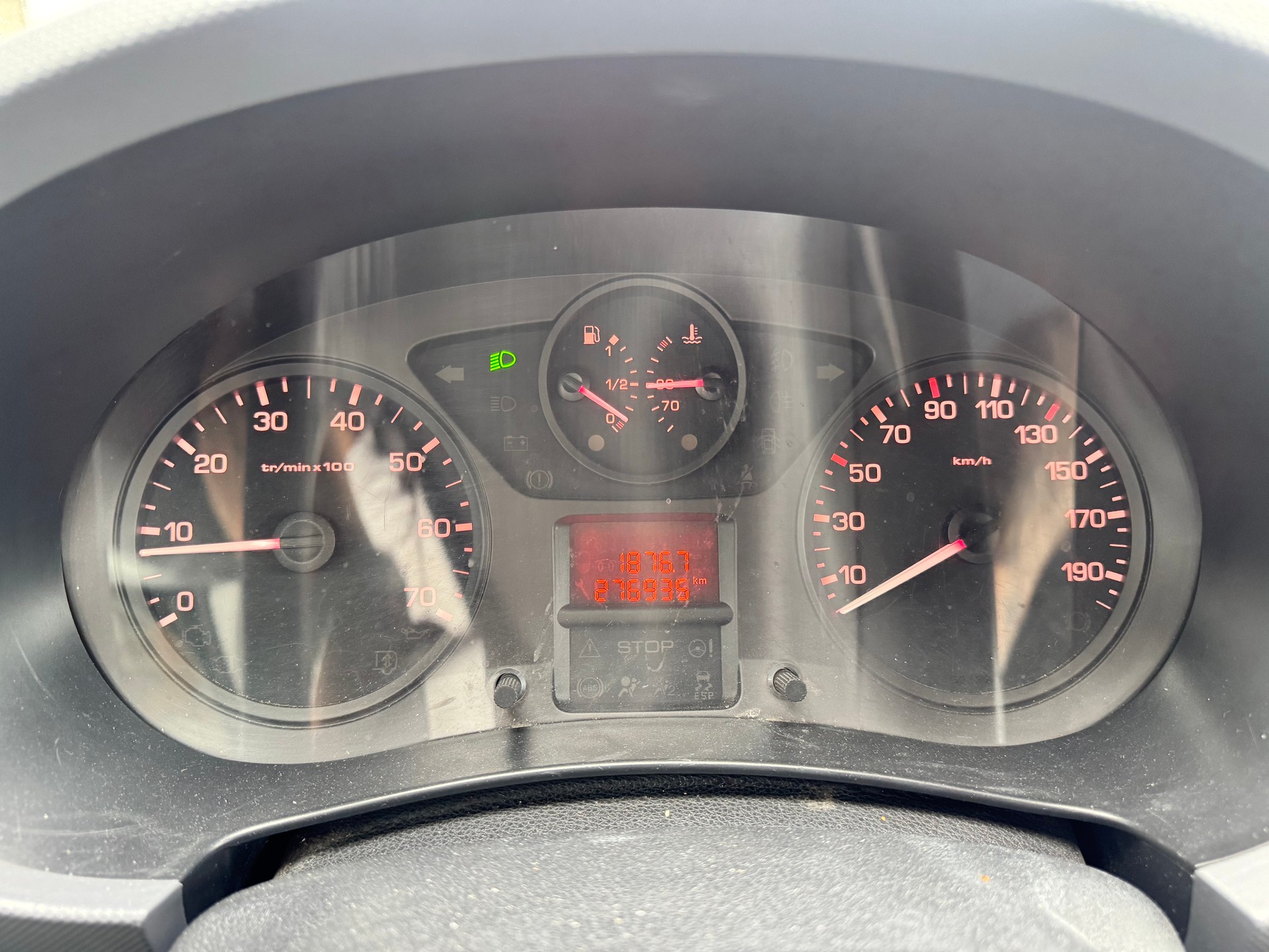 PEUGEOT Partner 1.6 HDI Urban-image-6