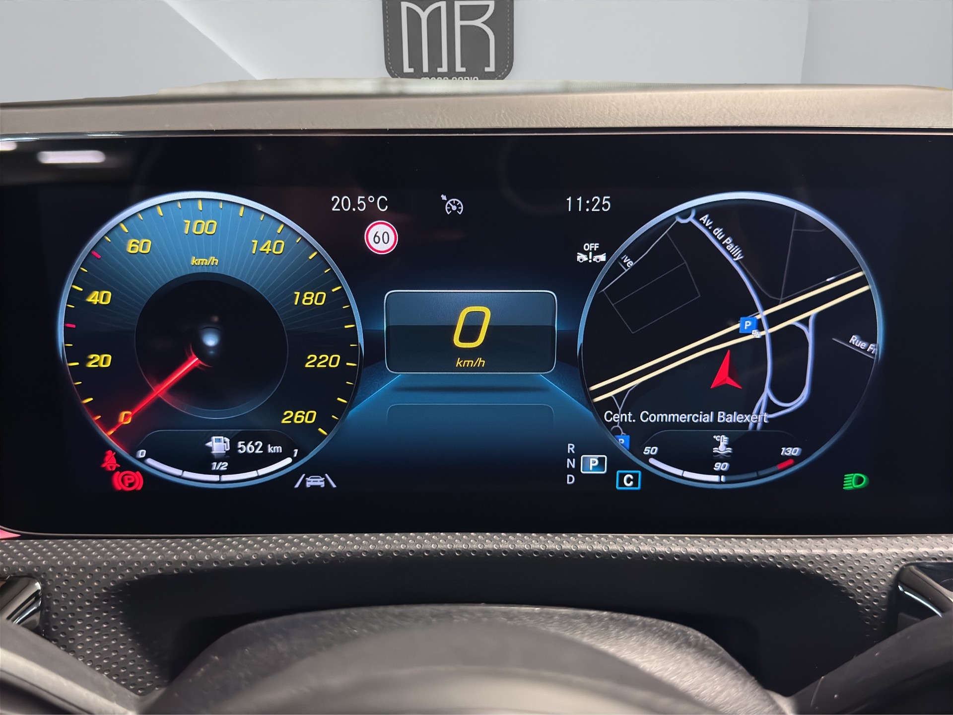MERCEDES-BENZ CLA 250 AMG Line 7G-DCT-image-10