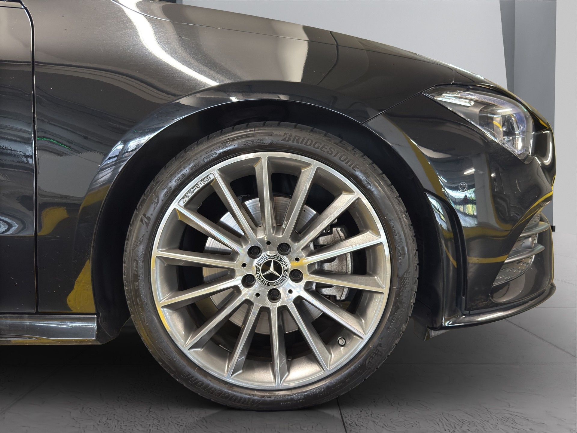 MERCEDES-BENZ CLA 250 AMG Line 7G-DCT-image-19