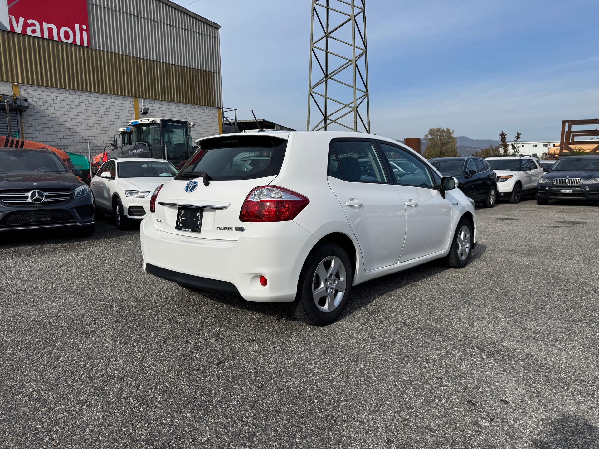 TOYOTA Auris 1.8 16V HSD Linea Luna-image-4