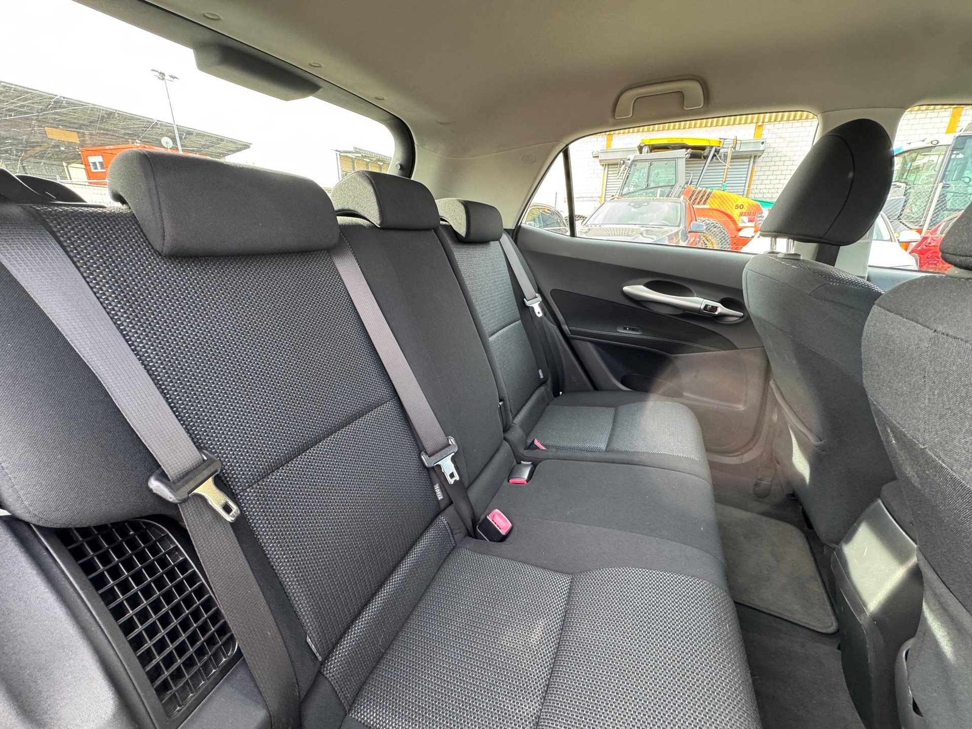 TOYOTA Auris 1.8 16V HSD Linea Luna-image-10