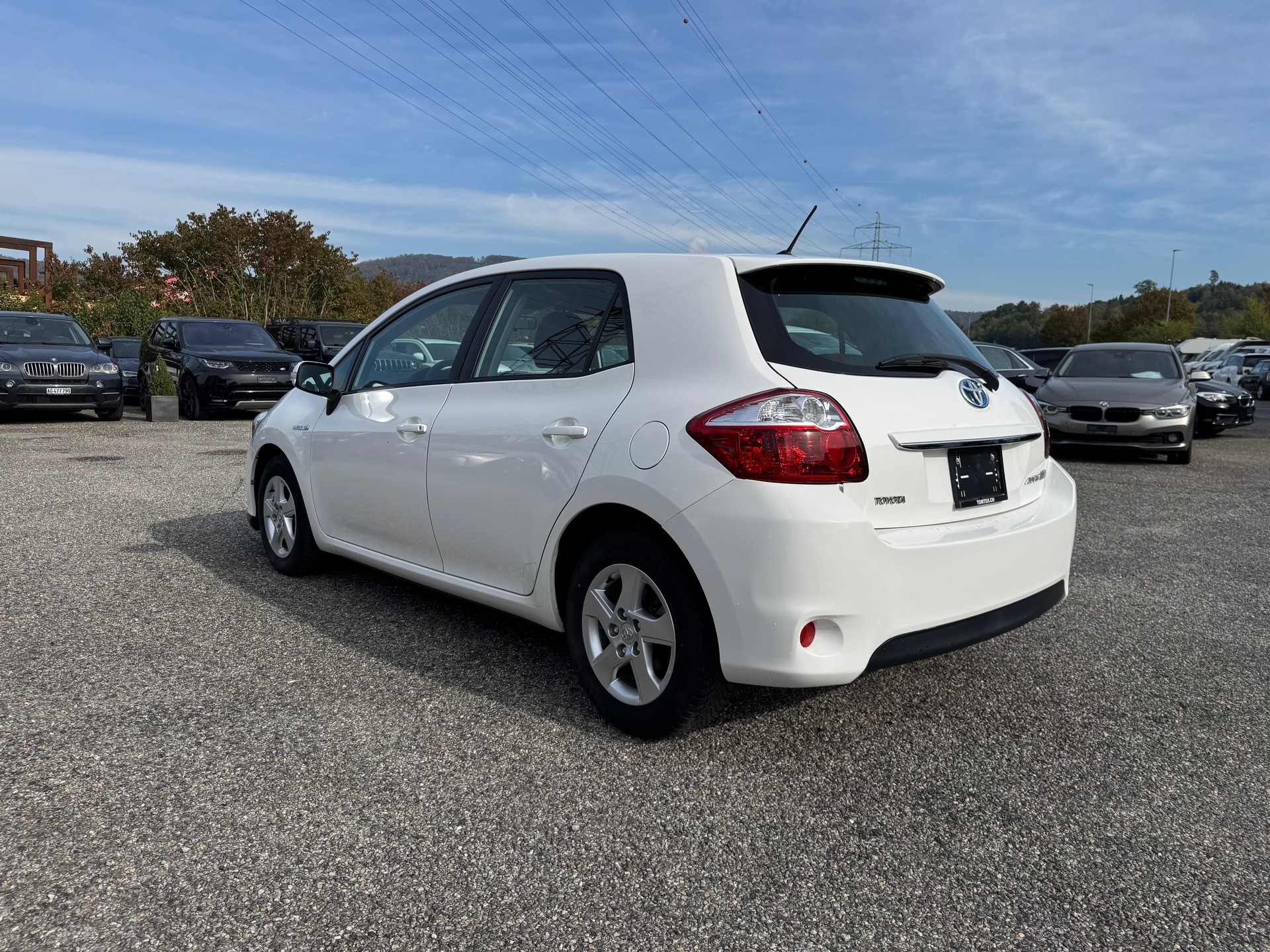 TOYOTA Auris 1.8 16V HSD Linea Luna-image-2