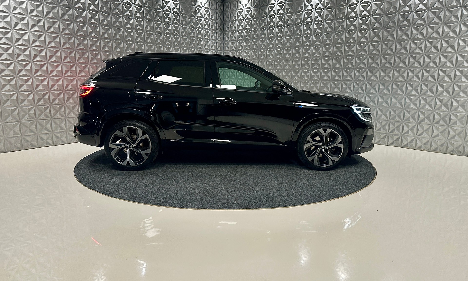 RENAULT Austral 1.2 HEV 200 Techno Esprit Alpine A-image-3