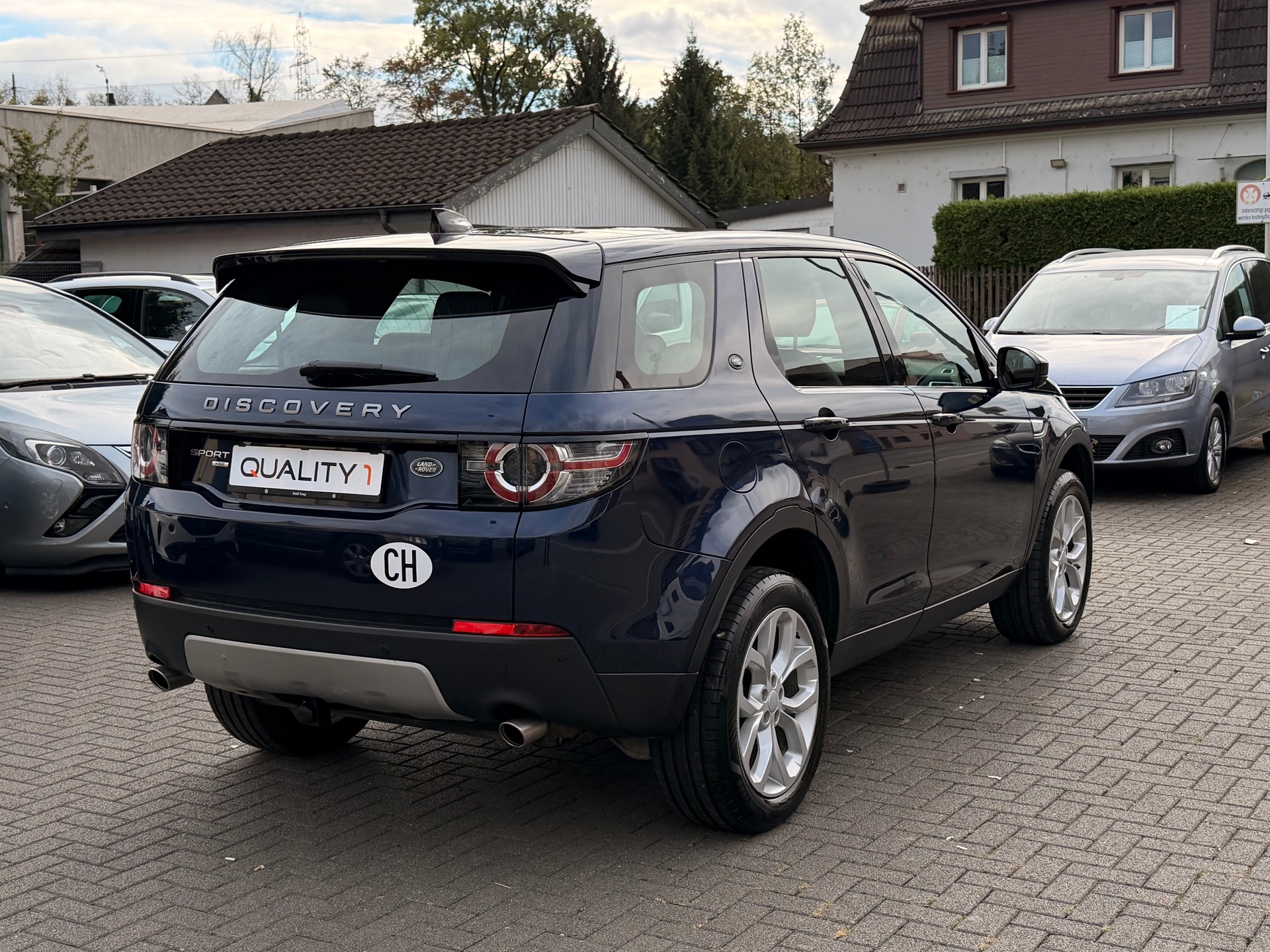 LAND ROVER Discovery Sport 2.0 Si4 HSE Luxury AT9-image-5