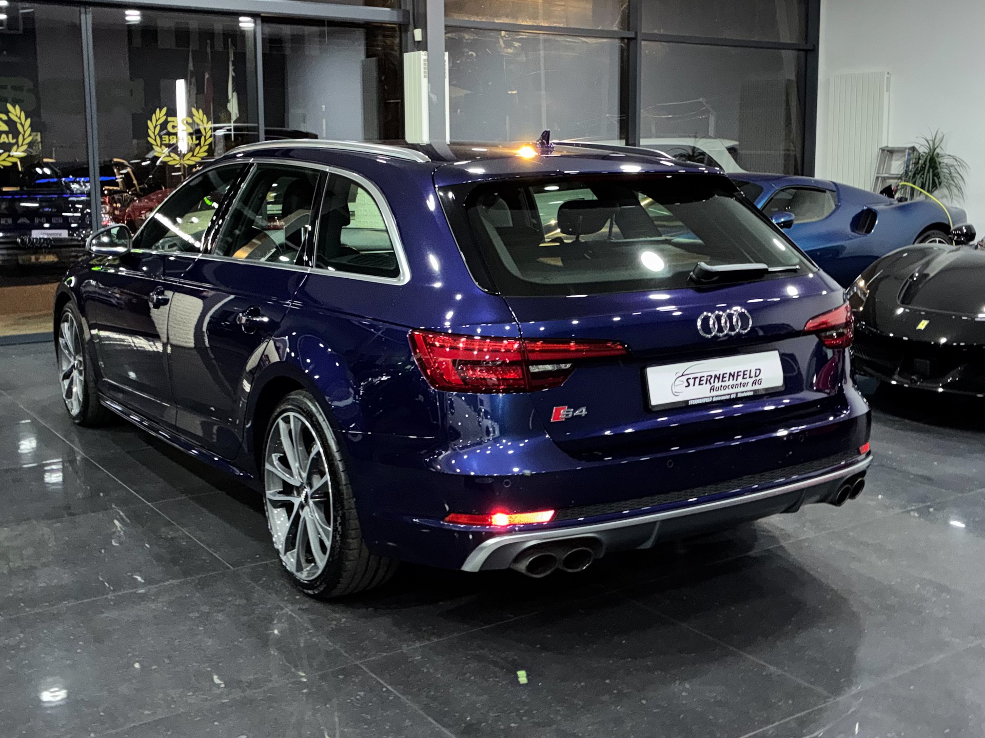 AUDI S4 Avant 3.0 TFSI quattro tiptronic-image-3