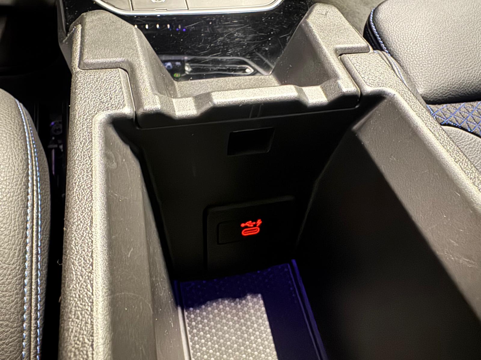 BMW 118i Sport Line Steptronic-image-19