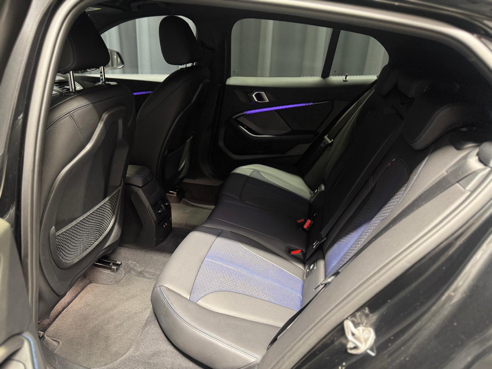 BMW 118i Sport Line Steptronic-image-7