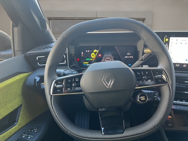 RENAULT R5 E-Tech Comfort Range iconic-image-5