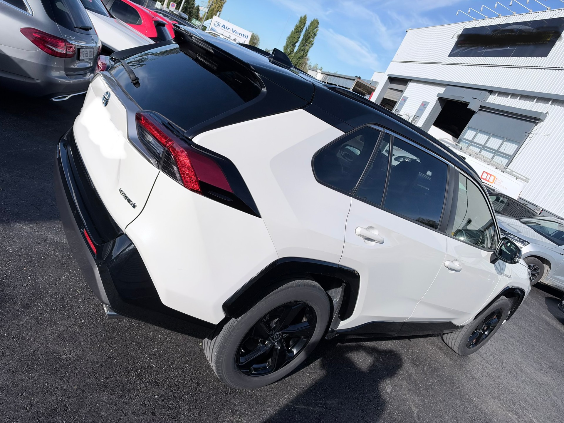 TOYOTA 2.5 HEV Premium-image-2