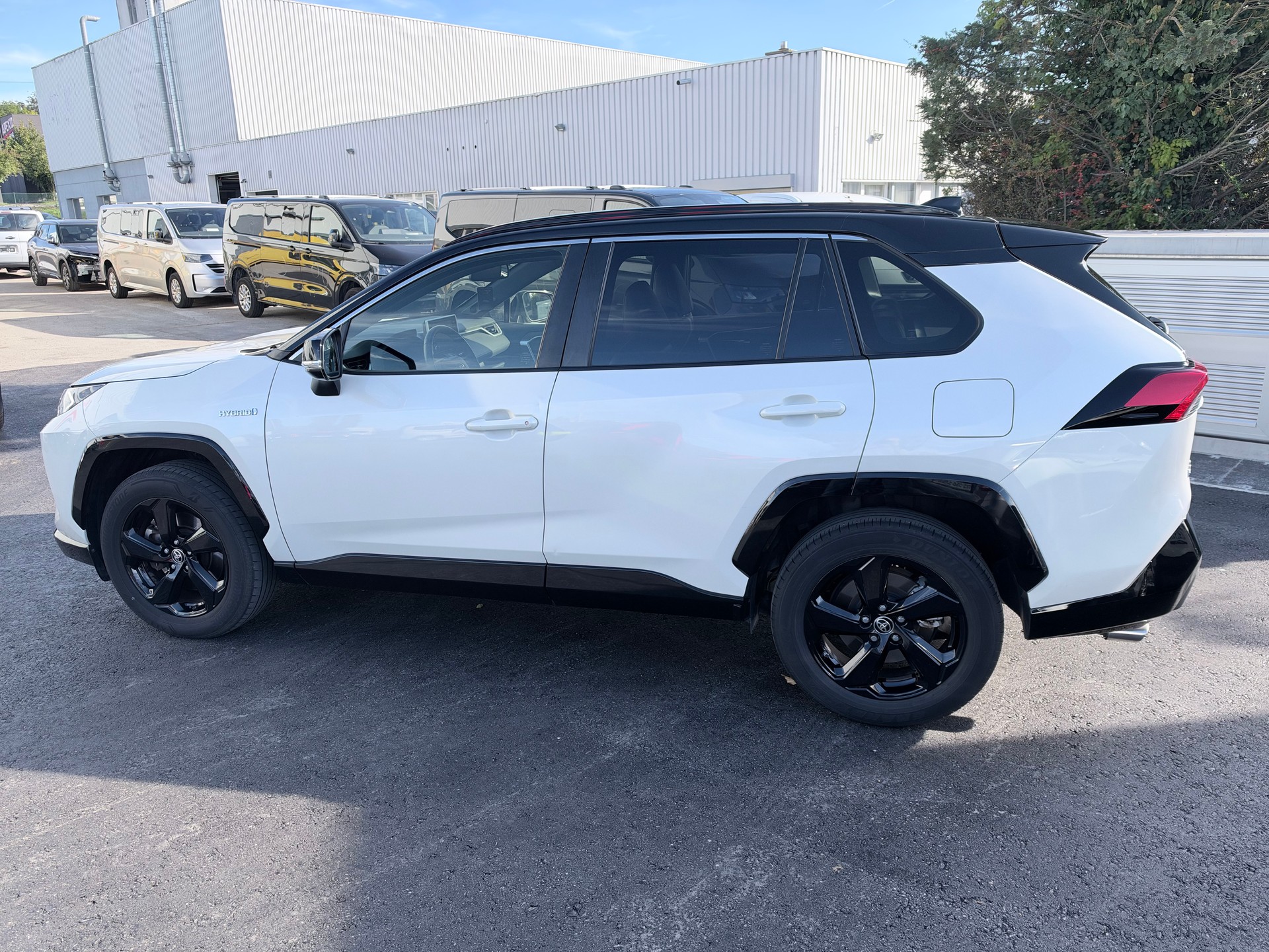TOYOTA 2.5 HEV Premium-image-0