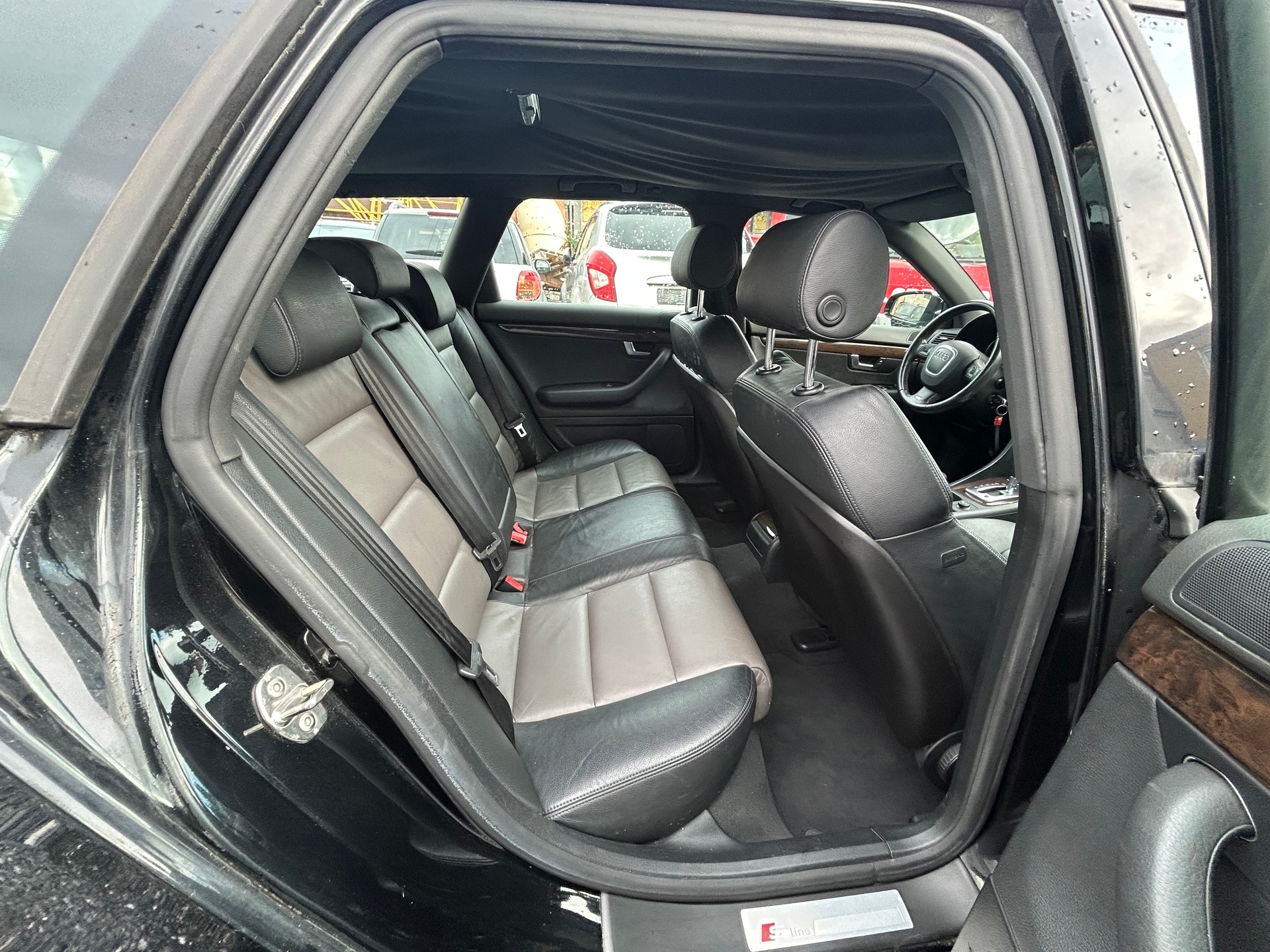 AUDI A4 Avant 3.0 V6 TDI quattro-image-11