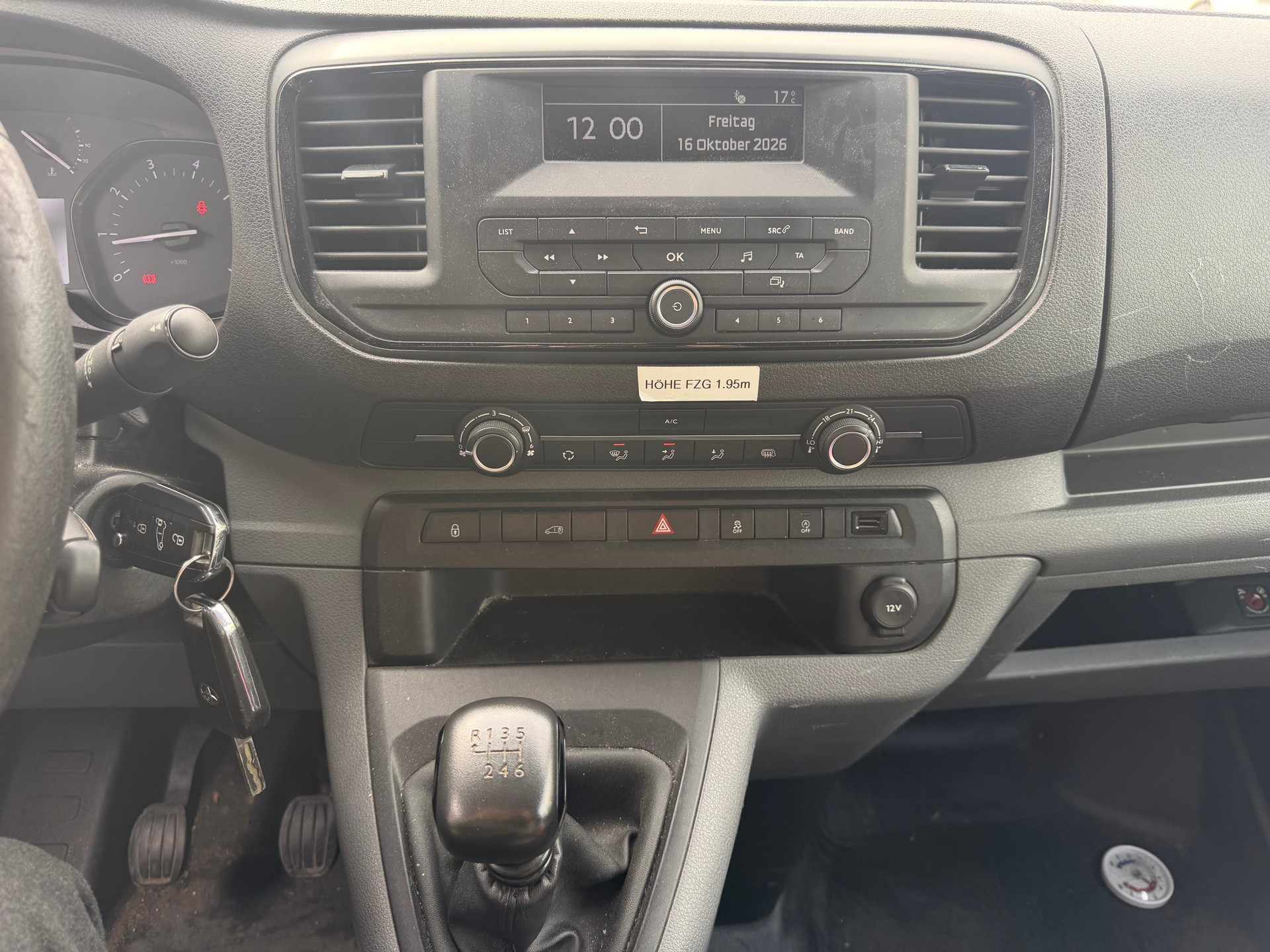 TOYOTA Proace 2.0D Panel Van L1 Luna-image-7