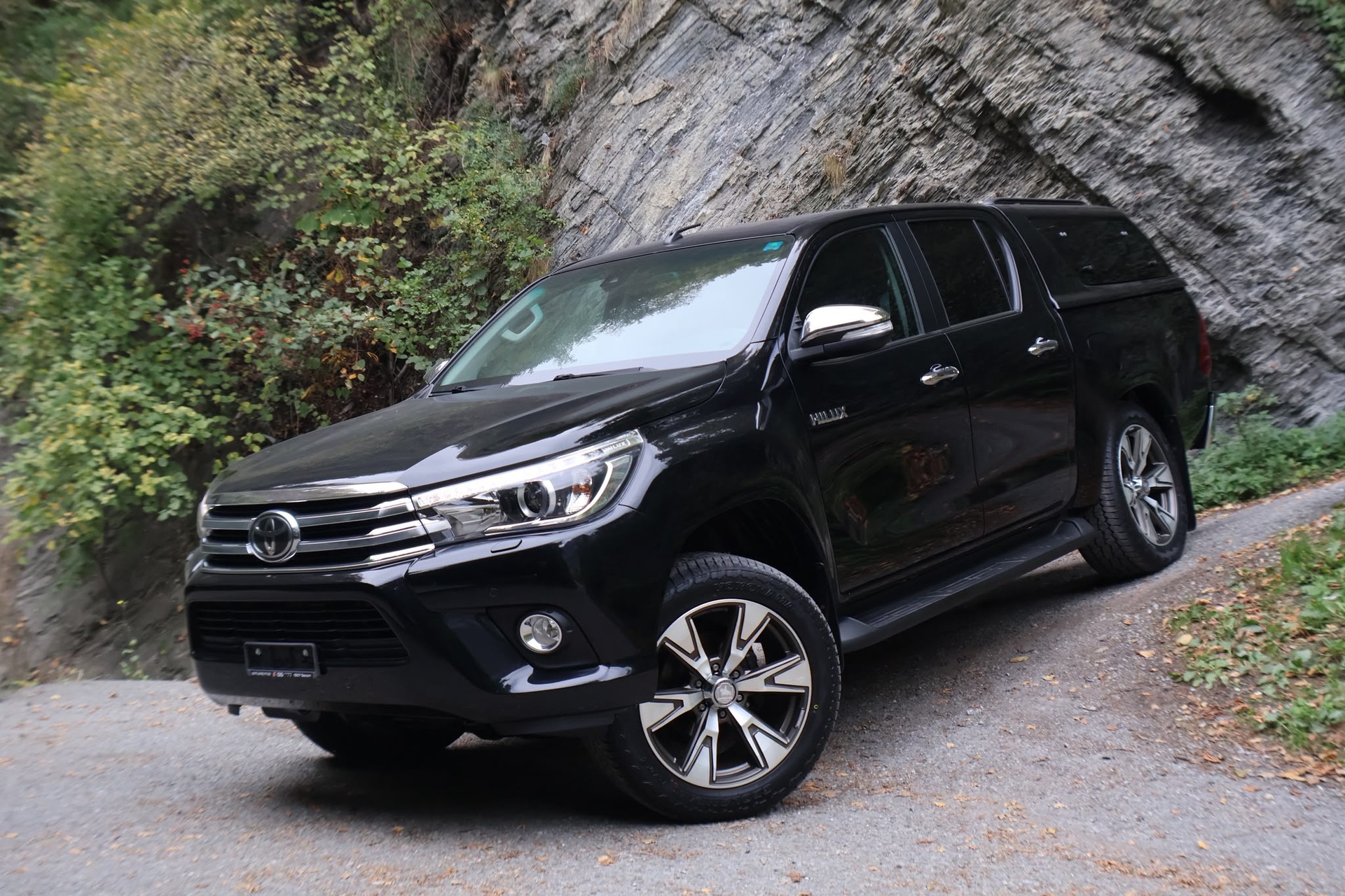 TOYOTA Hilux 2.4-4D Sol Premium Double Cab 4x4 A-image-1