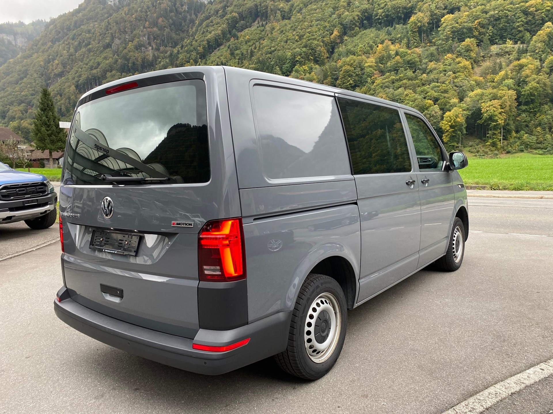 VW T6.1 2.0 TDI 4Motion DSG-image-9