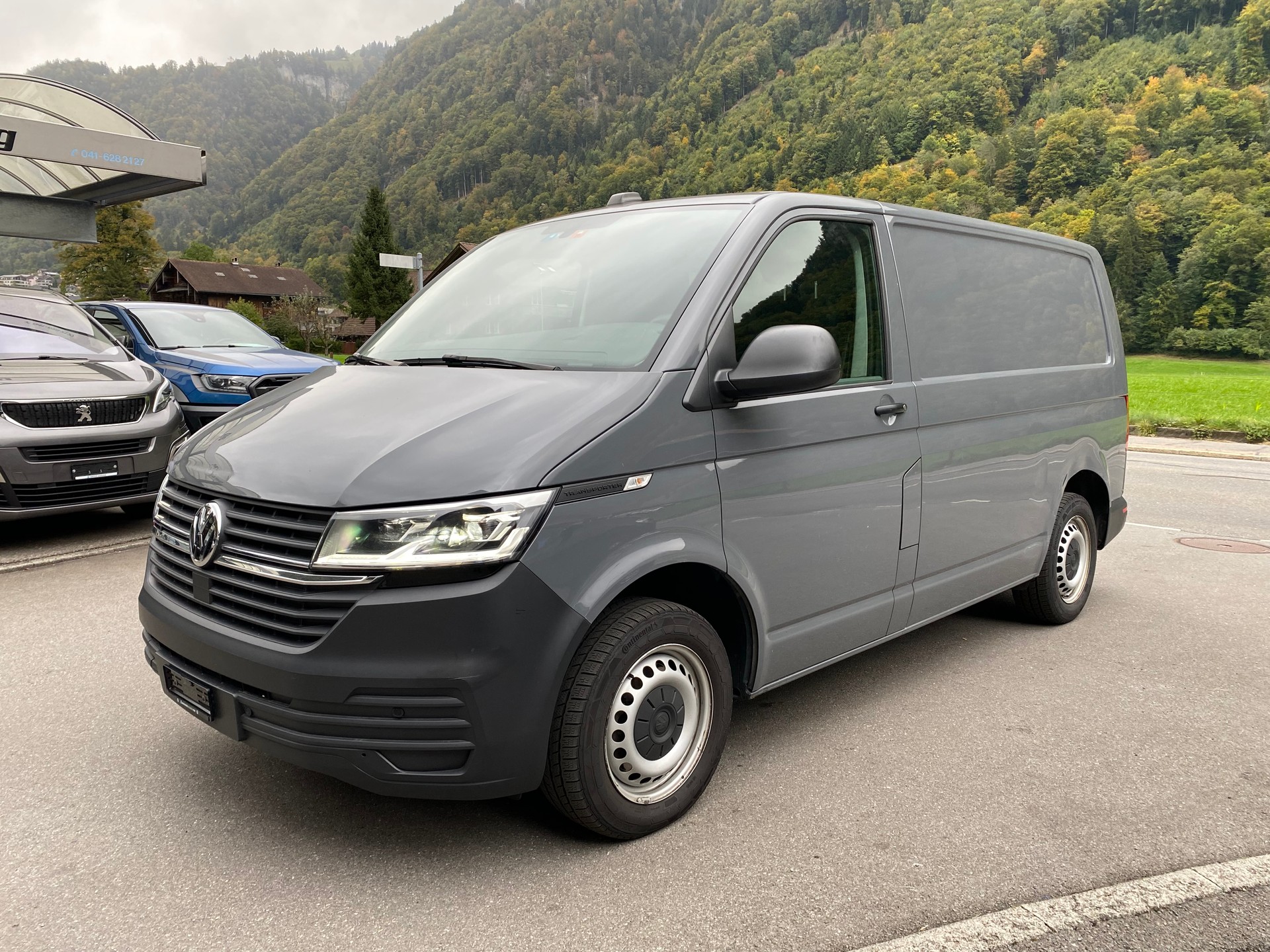 VW T6.1 2.0 TDI 4Motion DSG-image-1