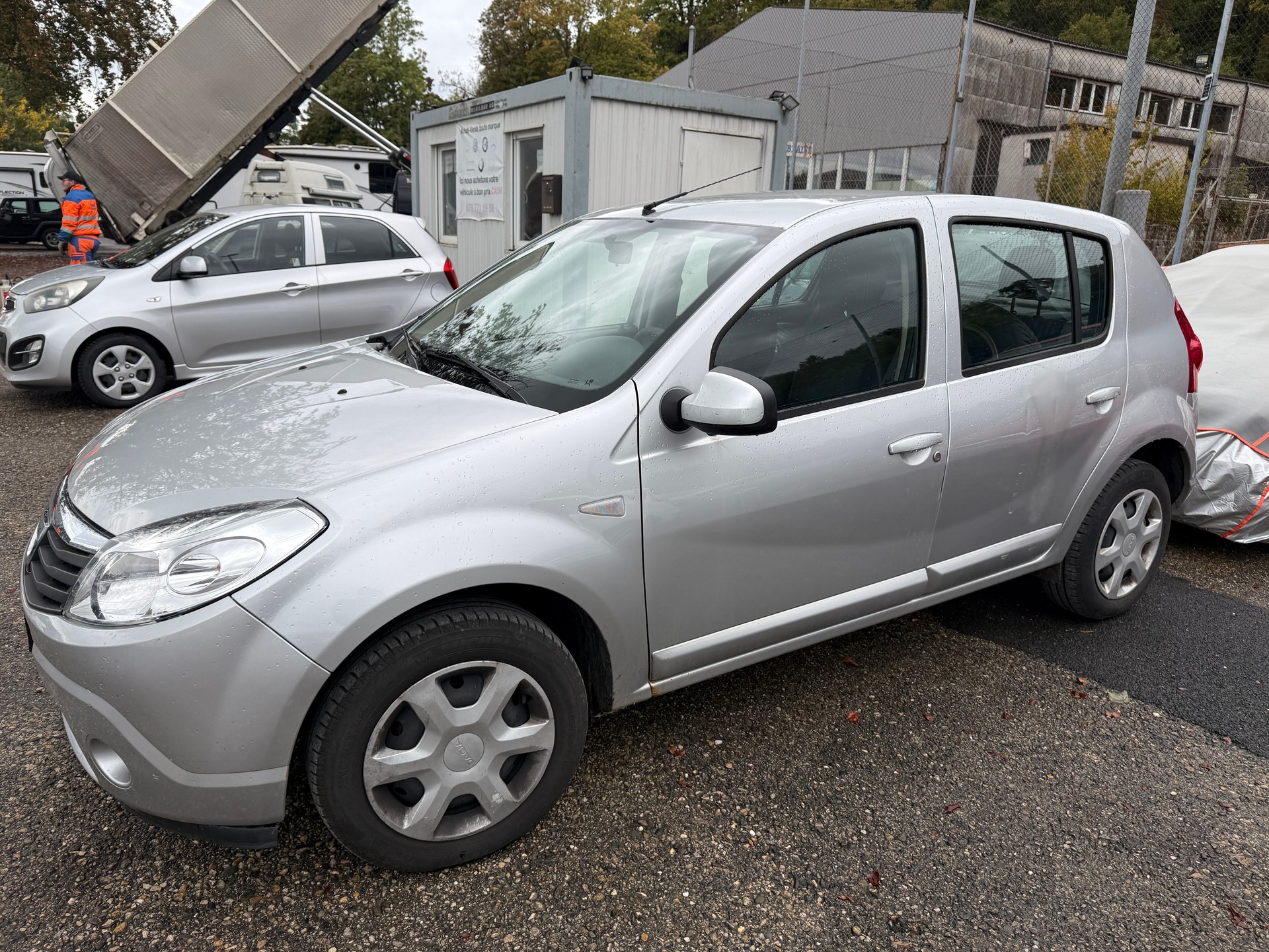DACIA Sandero 1.6 Ambiance-image-8