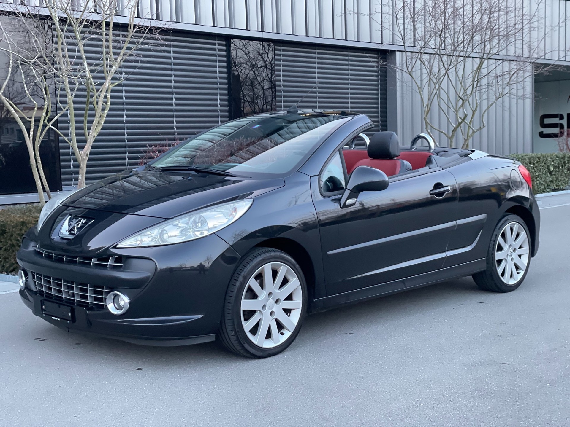 PEUGEOT 207 CC 1.6 HDI Sport-image-7