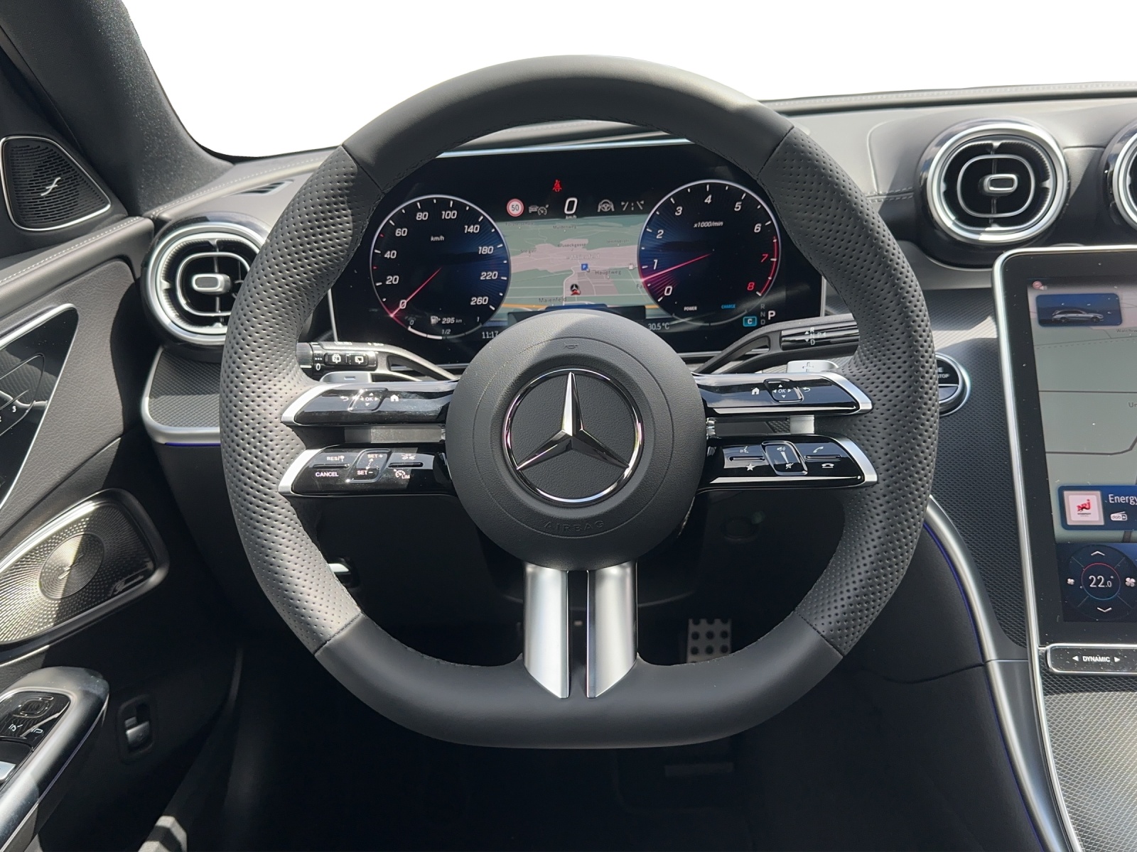 MERCEDES-BENZ C 300 T 4 Matic-image-10