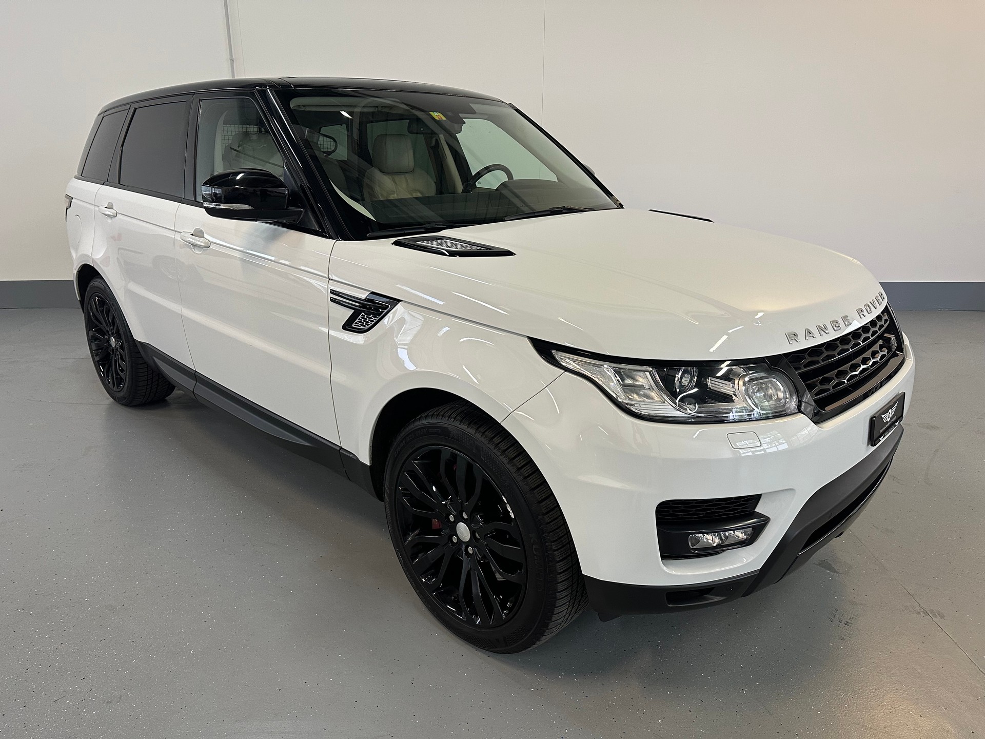 LAND ROVER Range Rover Sport 5.0 V8 SC HSE Dynamic Automatic-image-1