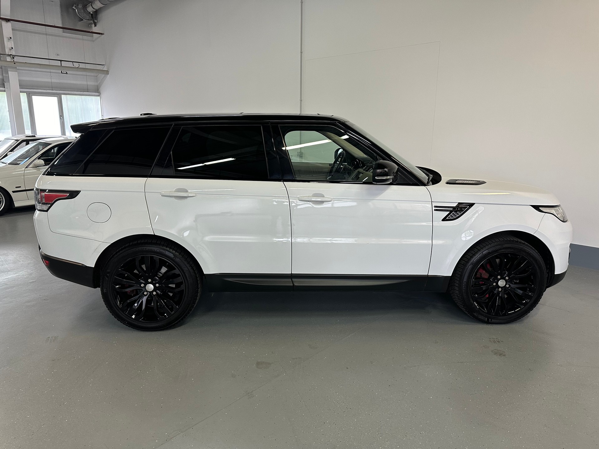 LAND ROVER Range Rover Sport 5.0 V8 SC HSE Dynamic Automatic-image-6