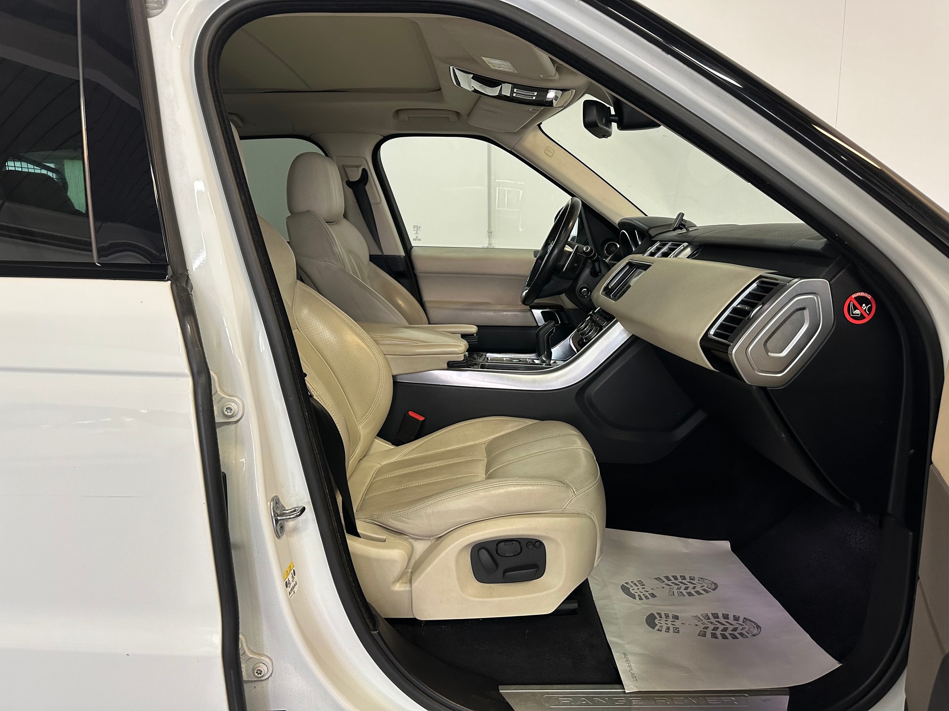 LAND ROVER Range Rover Sport 5.0 V8 SC HSE Dynamic Automatic-image-21