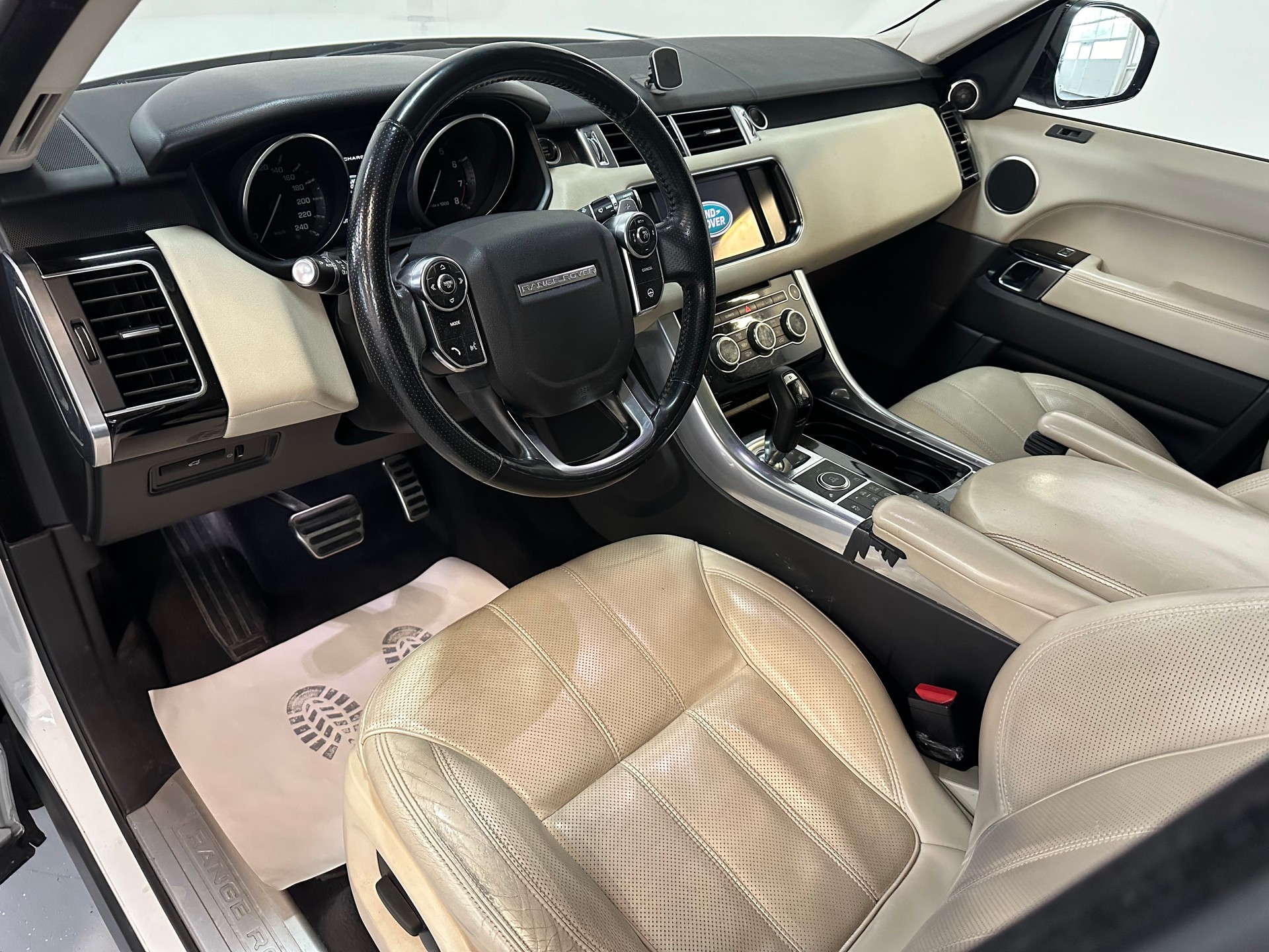 LAND ROVER Range Rover Sport 5.0 V8 SC HSE Dynamic Automatic-image-17