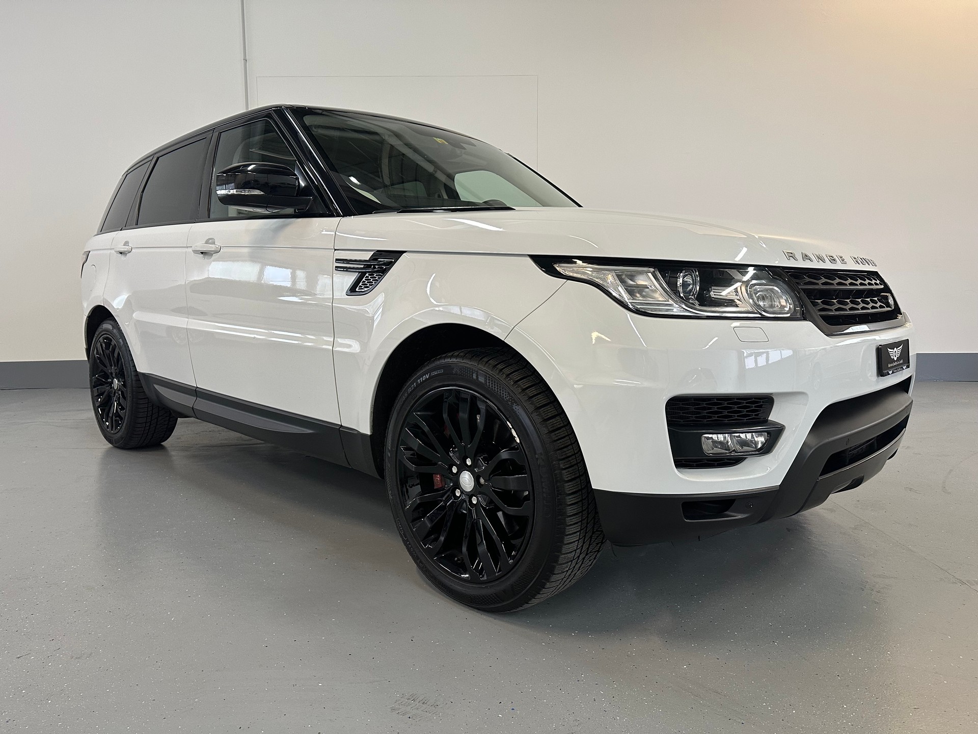 LAND ROVER Range Rover Sport 5.0 V8 SC HSE Dynamic Automatic-image-2