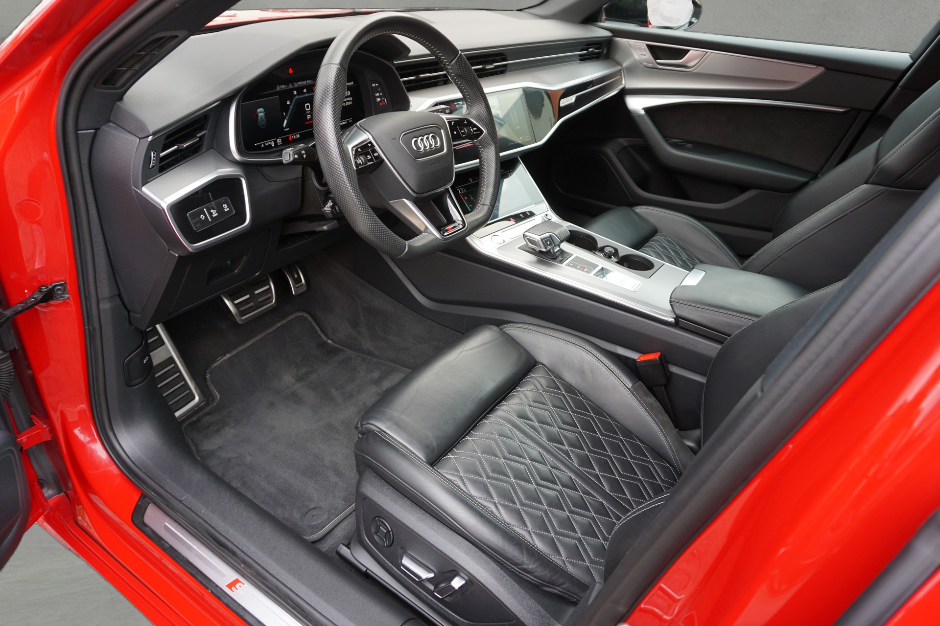 AUDI S6 Avant 3.0 TDI quattro tiptronic-image-10