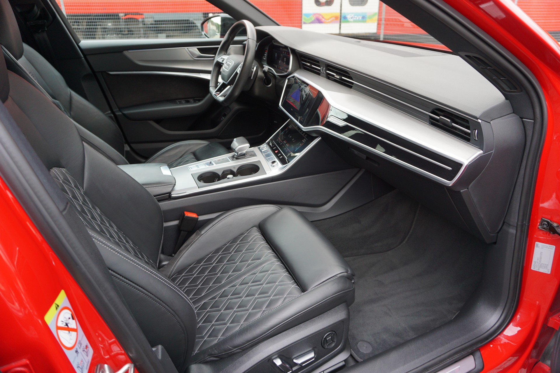AUDI S6 Avant 3.0 TDI quattro tiptronic-image-9