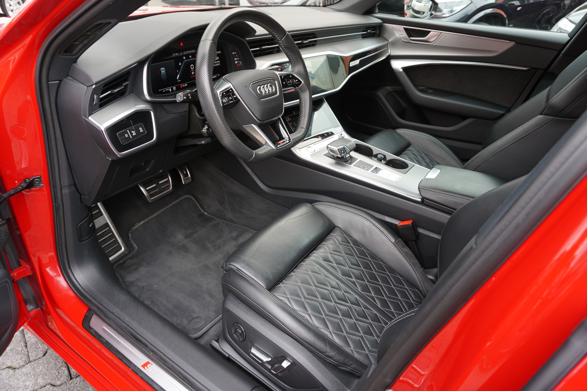 AUDI S6 Avant 3.0 TDI quattro tiptronic-image-10