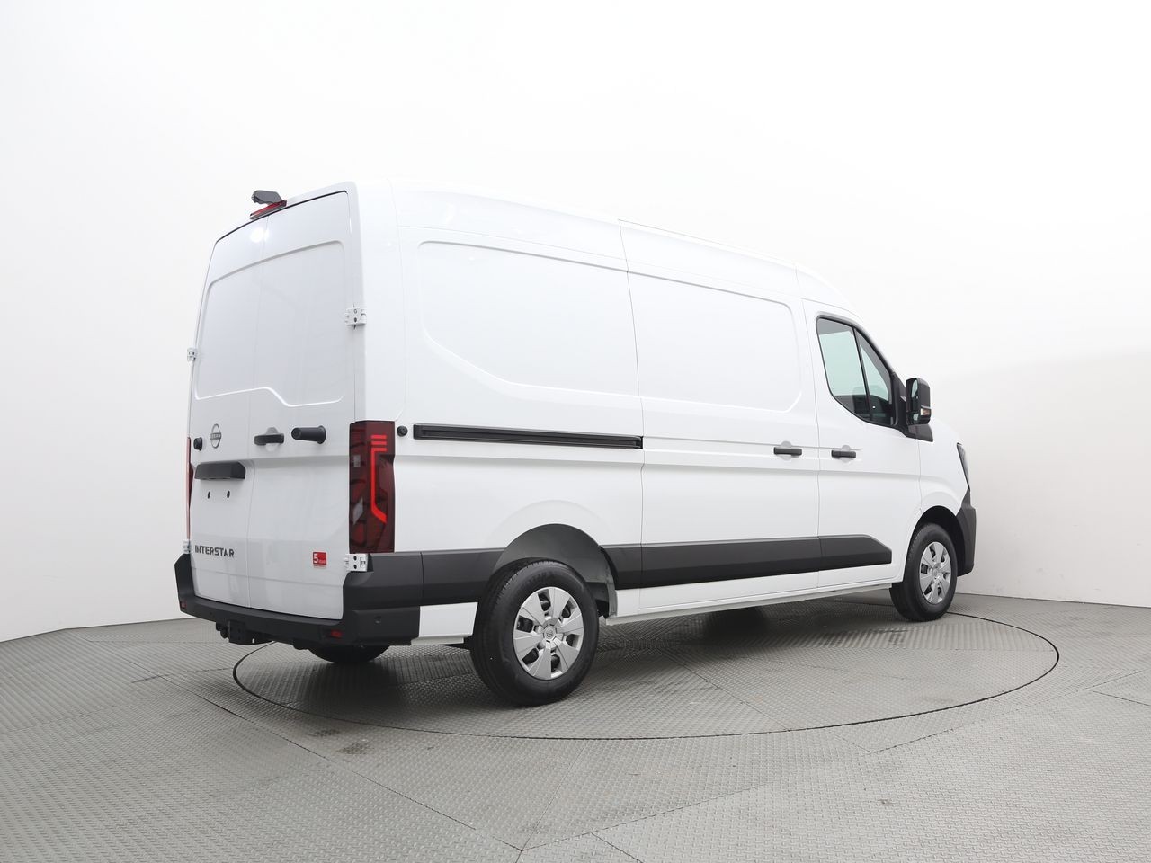 NISSAN Interstar dCi 150 3.5 L2H2 N-Connecta-image-1