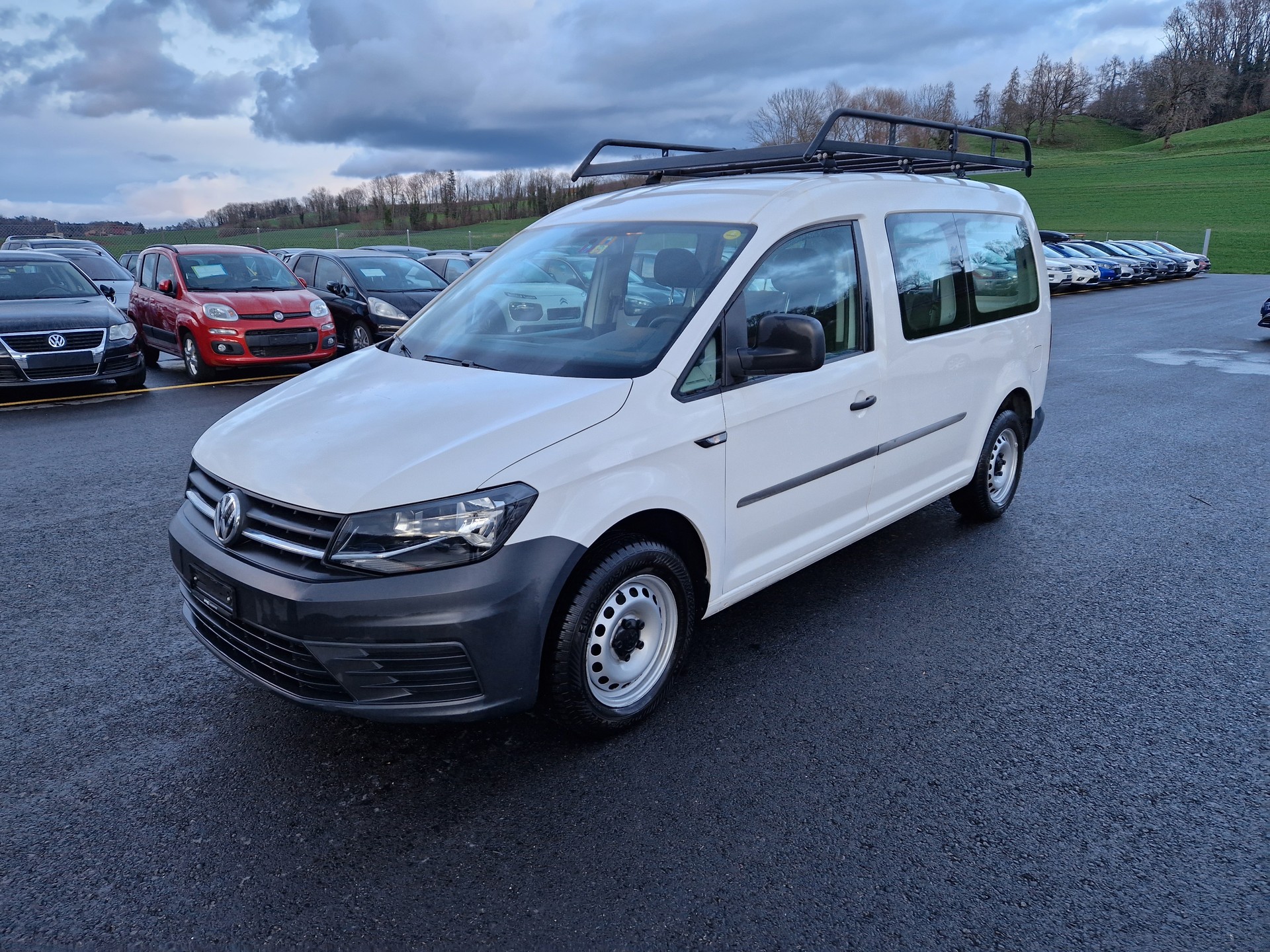 VW Caddy Maxi 2.0 TDI Highline-image-4