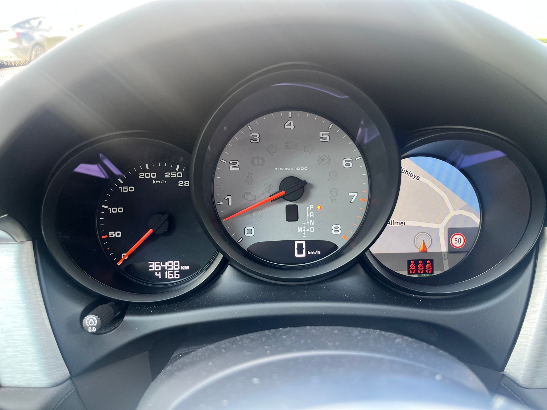 PORSCHE Macan S PDK-image-4