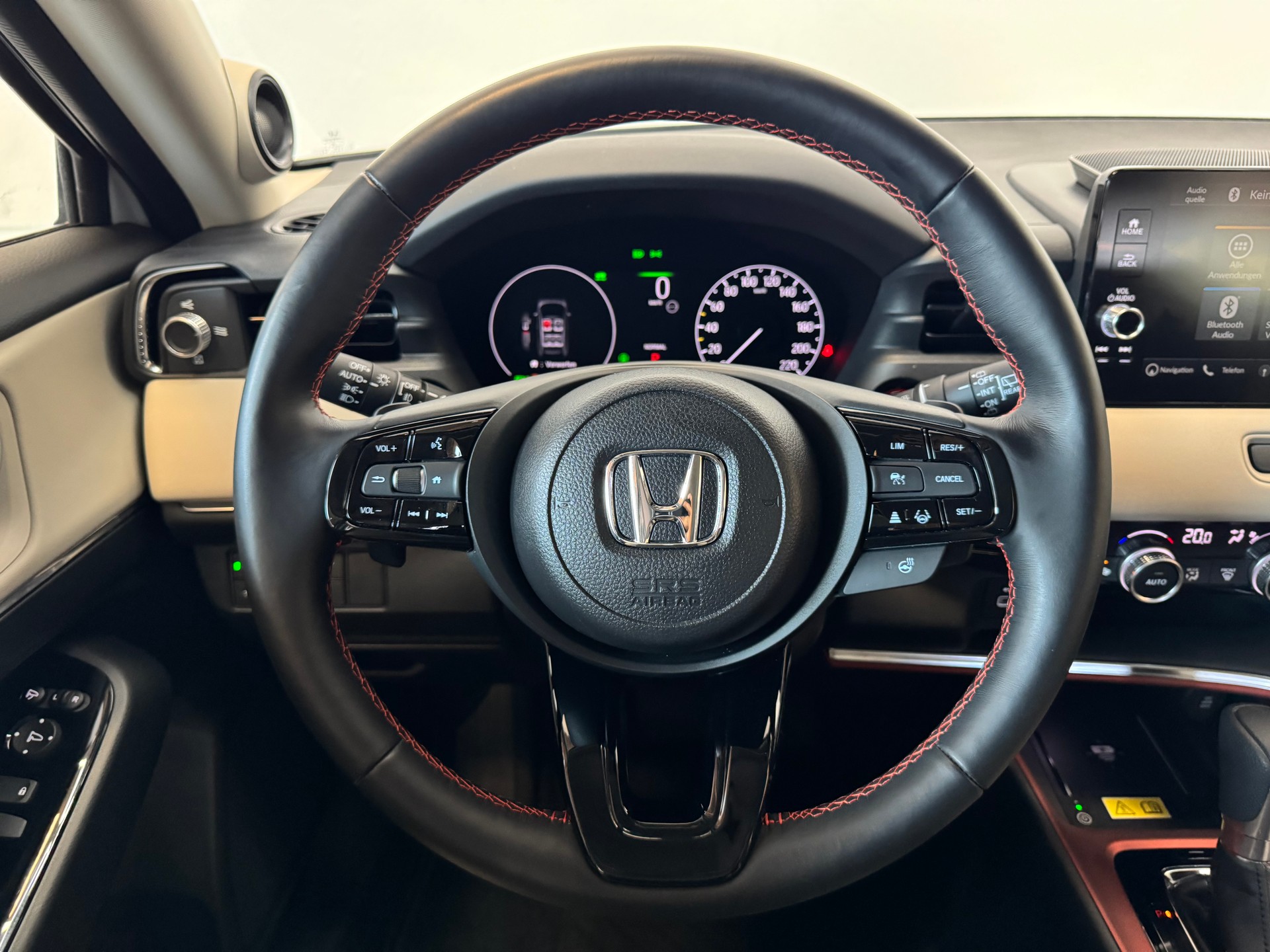 HONDA HR-V 1.5i-MMD Elegance CVT-image-13