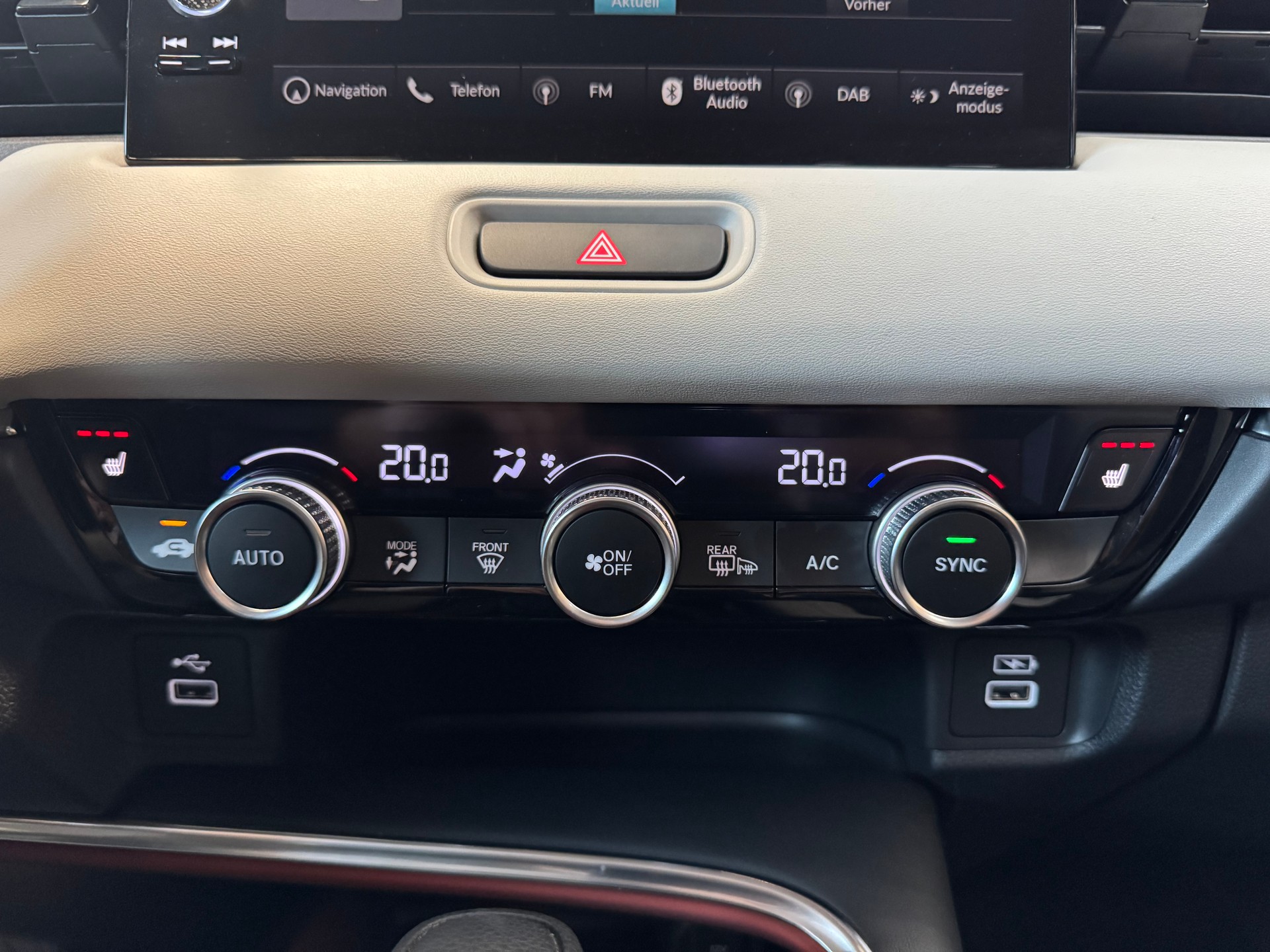 HONDA HR-V 1.5i-MMD Elegance CVT-image-21