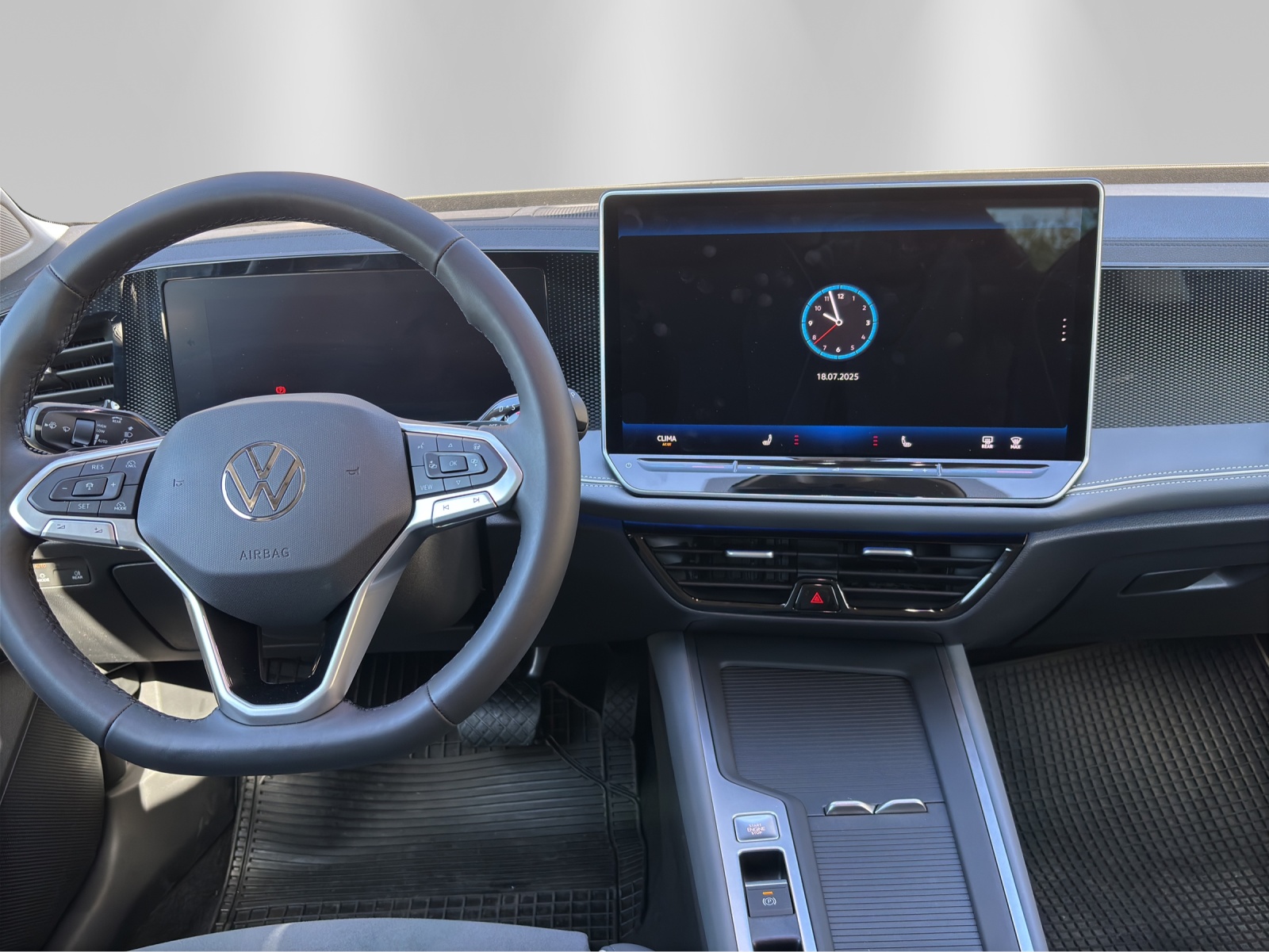 VW Passat Variant 1.5 eTSI evo2 Business DSG-image-9