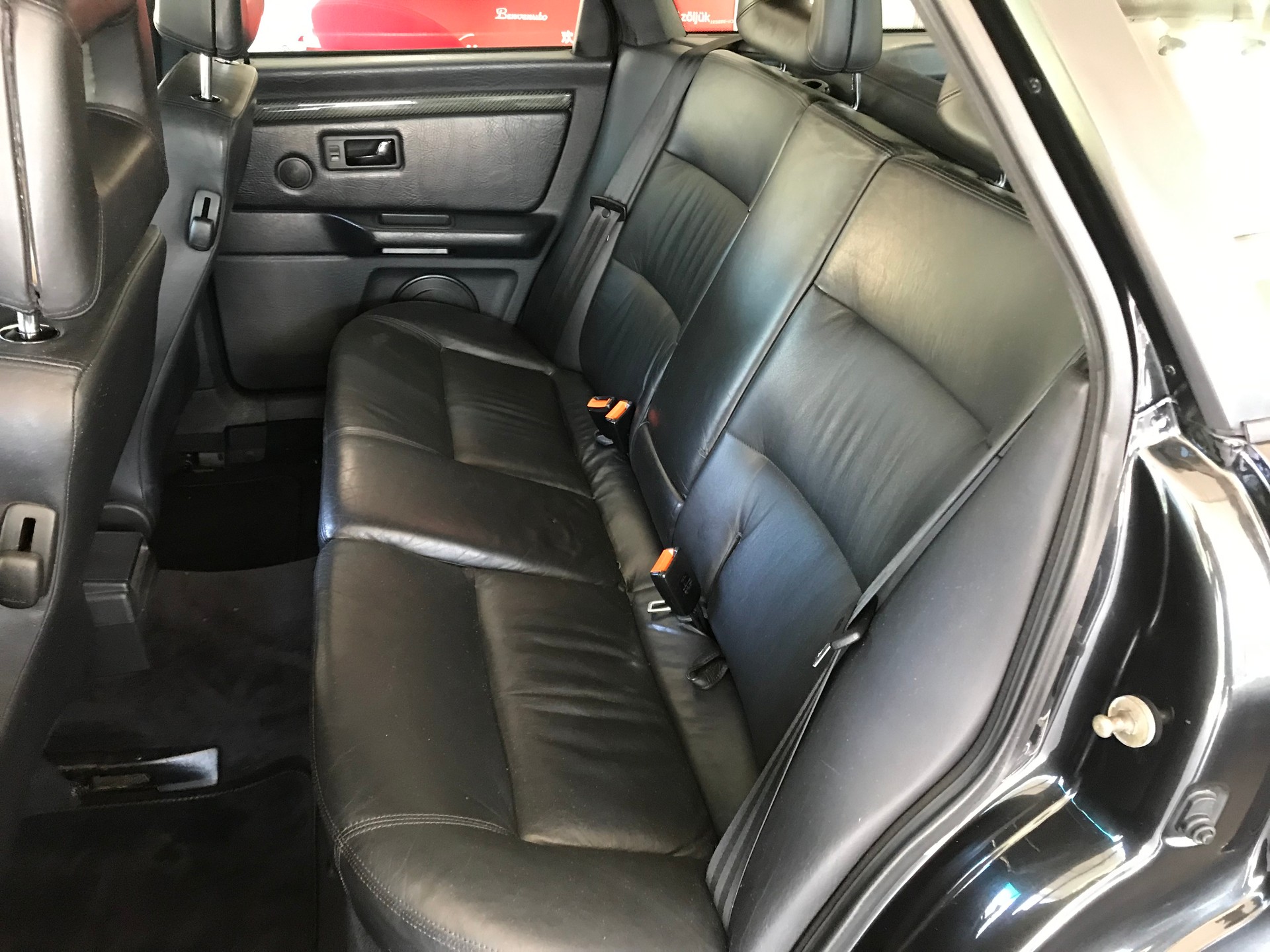 AUDI 80 Avant RS2-image-9