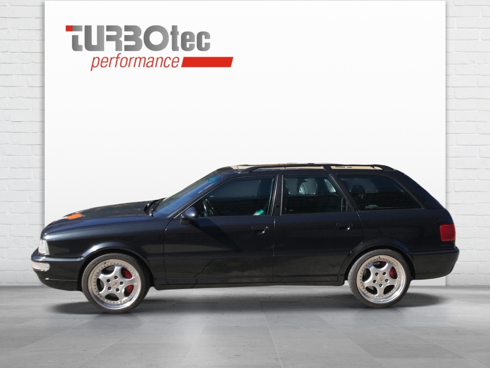 AUDI 80 Avant RS2-showroom-element-1