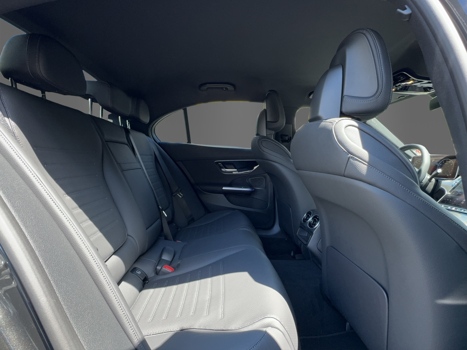 MERCEDES-BENZ C 200 4 Matic-image-18