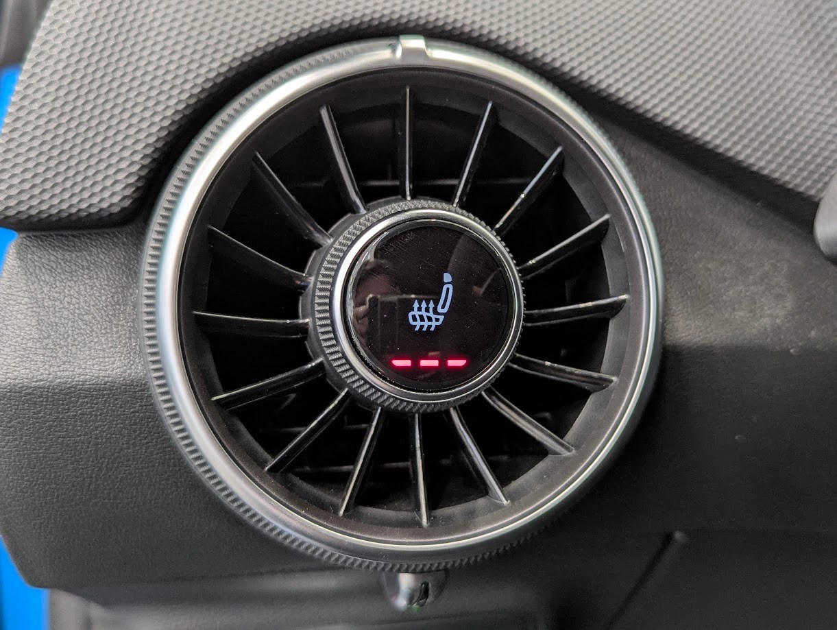 AUDI TT Roadster 2.0 40 TFSI S-Tronic *5J GAR S-LINE COMPETITION PLUS NAVI+ LED ALL-BLACK 20 ZOLL UVM*-image-5