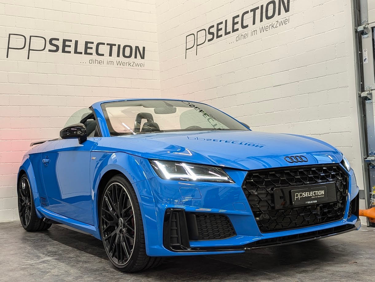 AUDI TT Roadster 2.0 40 TFSI S-Tronic *5J GAR S-LINE COMPETITION PLUS NAVI+ LED ALL-BLACK 20 ZOLL UVM*-image-0