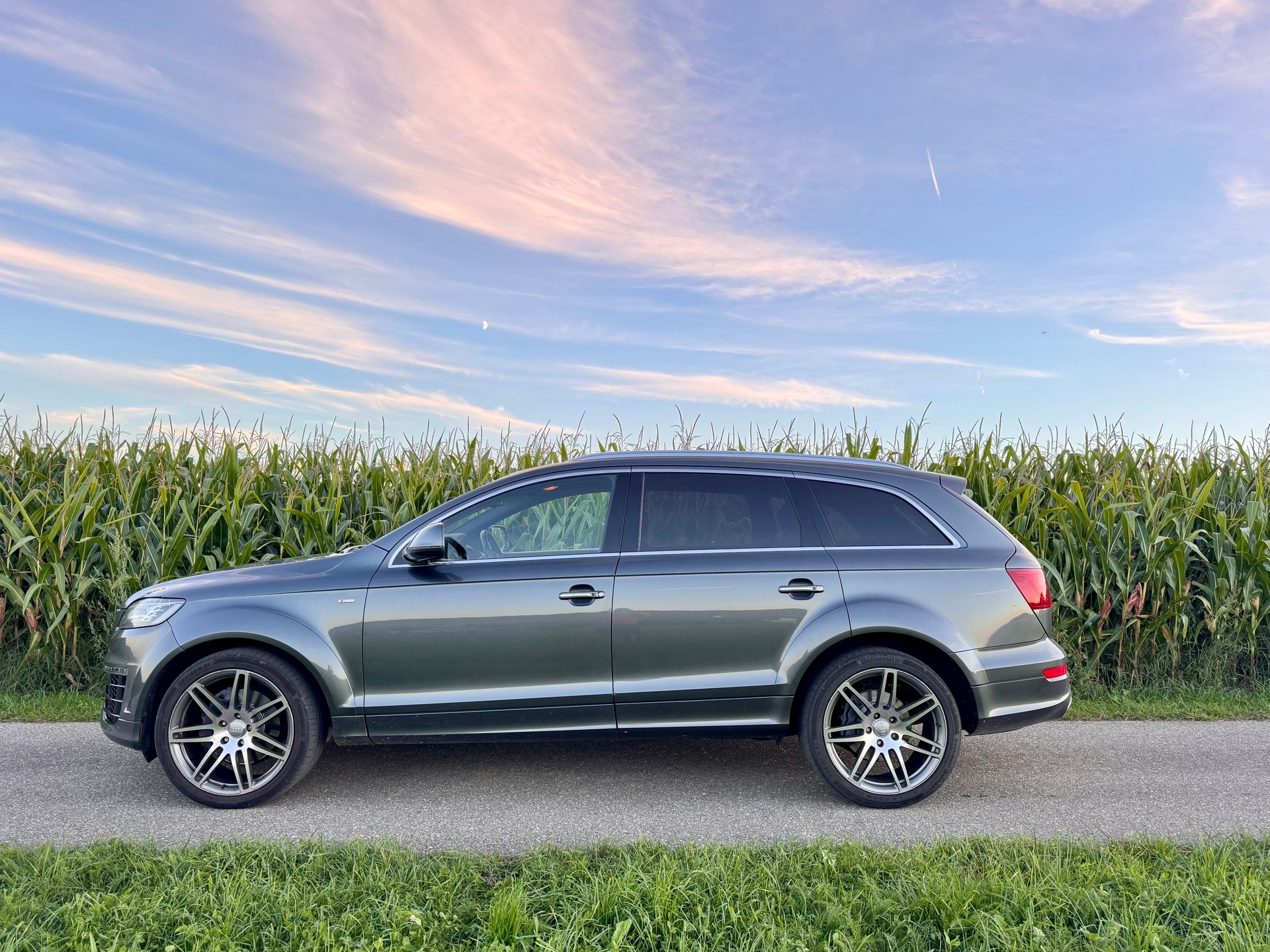 AUDI Q7 3.0 TDI quattro tiptronic-image-0